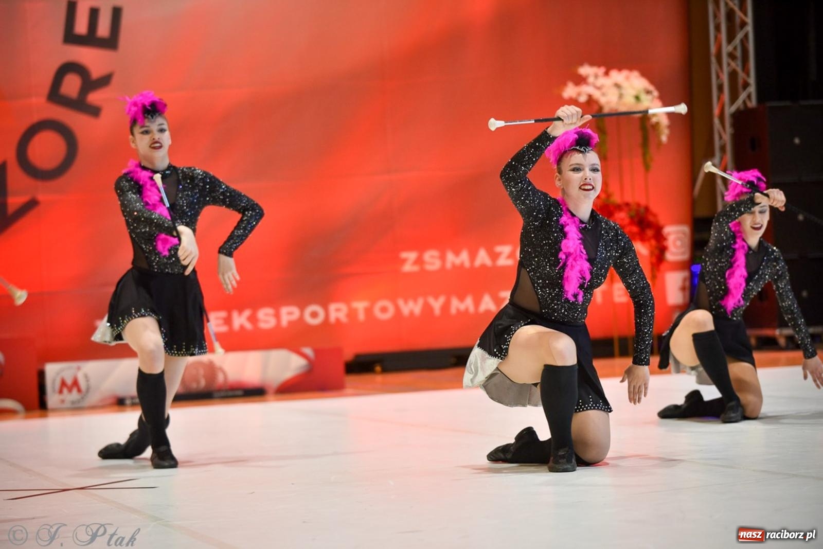 Zdjęcie w galerii na portalu naszraciborz.pl: Rudnik gościł mistrzostwa Polski mażoretek [FOTO] wiadomości z regionu