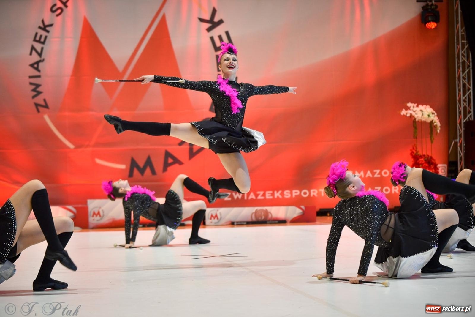 Zdjęcie w galerii na portalu naszraciborz.pl: Rudnik gościł mistrzostwa Polski mażoretek [FOTO] wiadomości z regionu