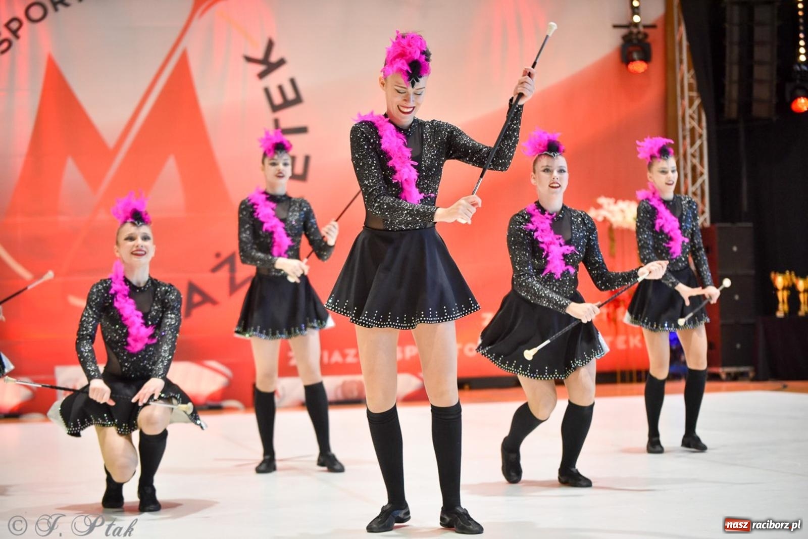 Zdjęcie w galerii na portalu naszraciborz.pl: Rudnik gościł mistrzostwa Polski mażoretek [FOTO] wiadomości z regionu