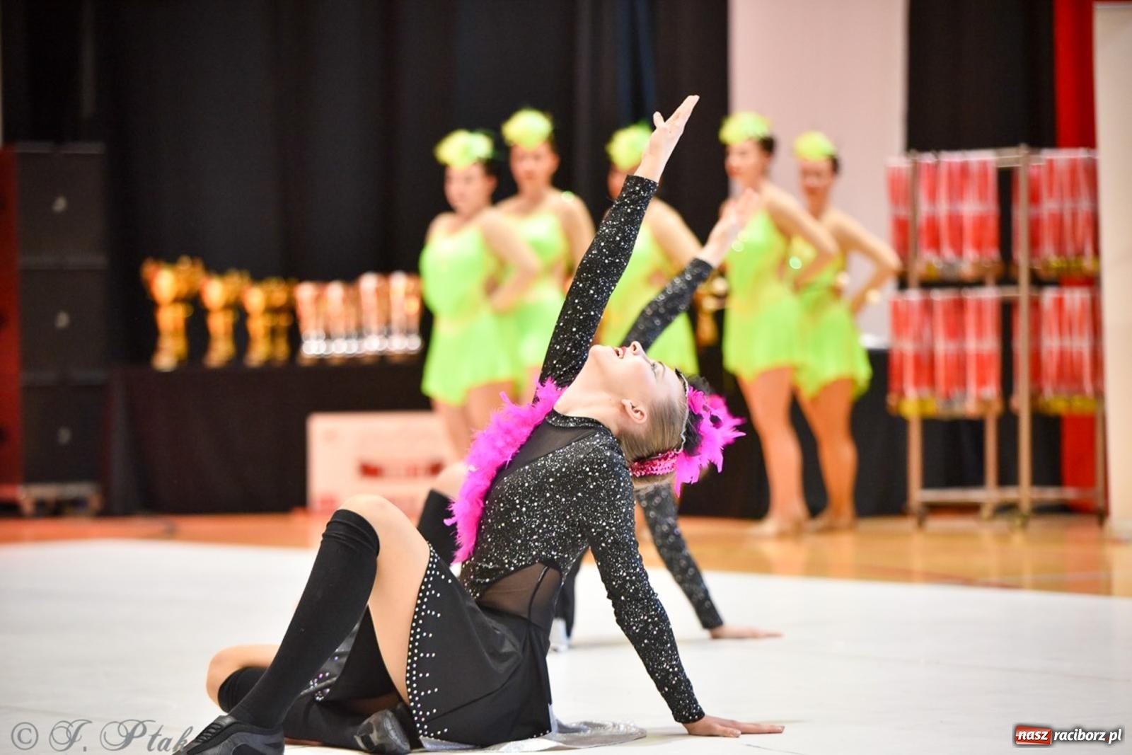 Zdjęcie w galerii na portalu naszraciborz.pl: Rudnik gościł mistrzostwa Polski mażoretek [FOTO] wiadomości z regionu