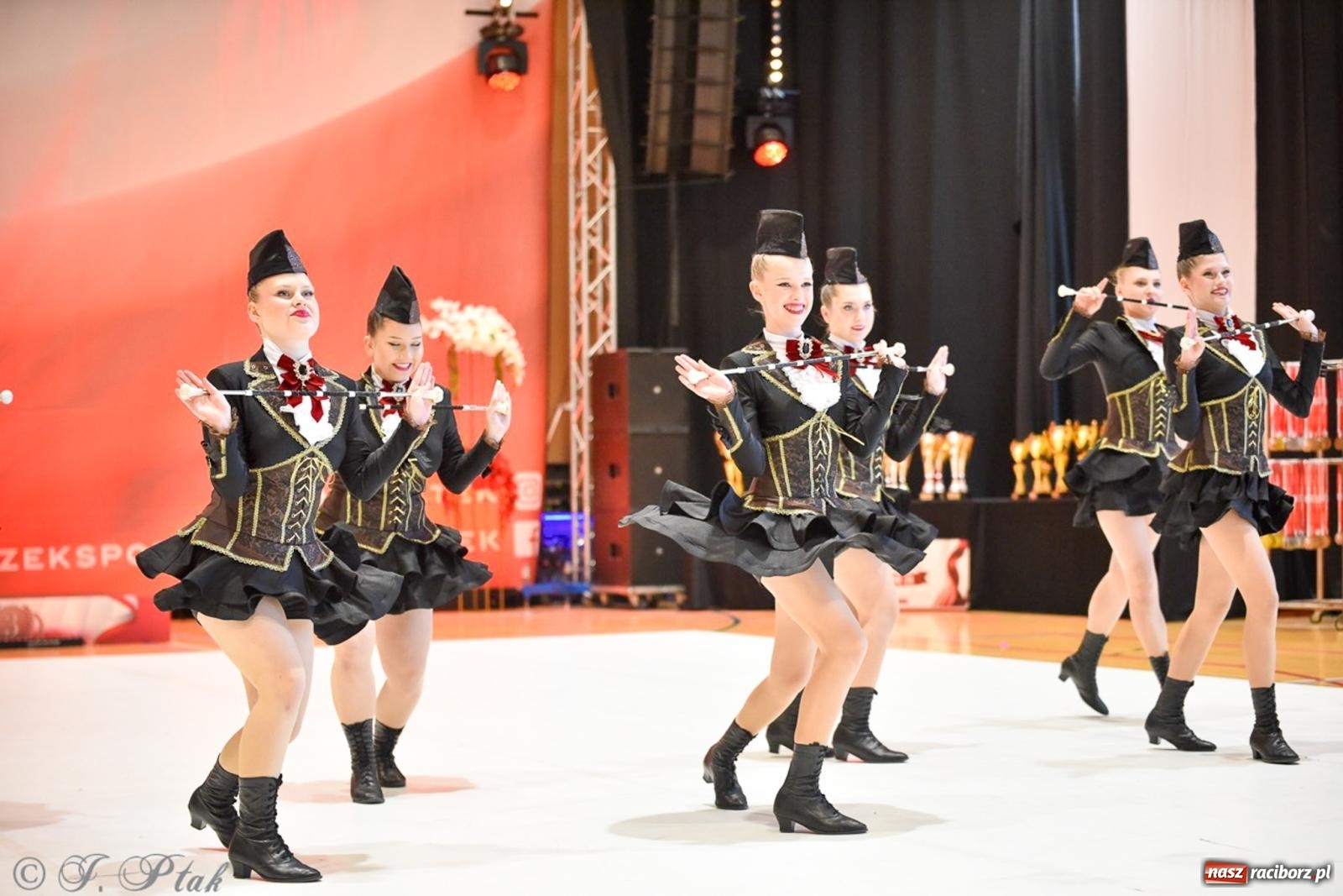 Zdjęcie w galerii na portalu naszraciborz.pl: Rudnik gościł mistrzostwa Polski mażoretek [FOTO] wiadomości z regionu