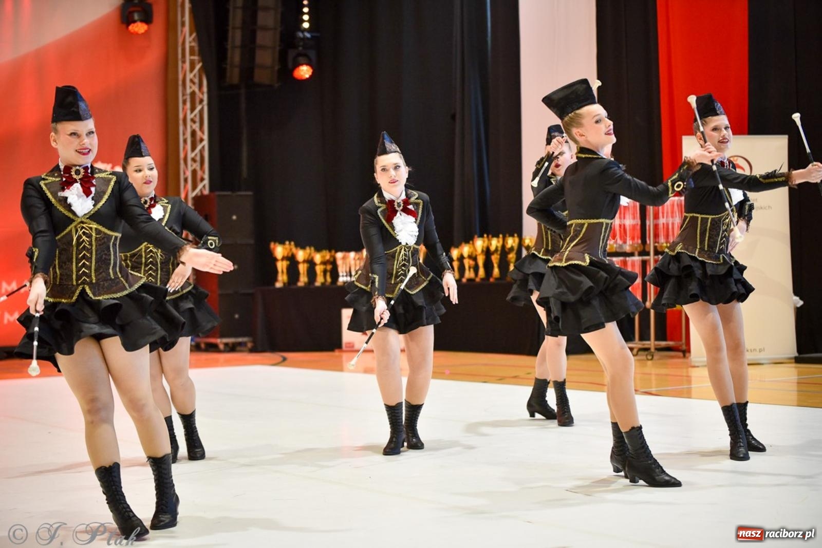 Zdjęcie w galerii na portalu naszraciborz.pl: Rudnik gościł mistrzostwa Polski mażoretek [FOTO] wiadomości z regionu