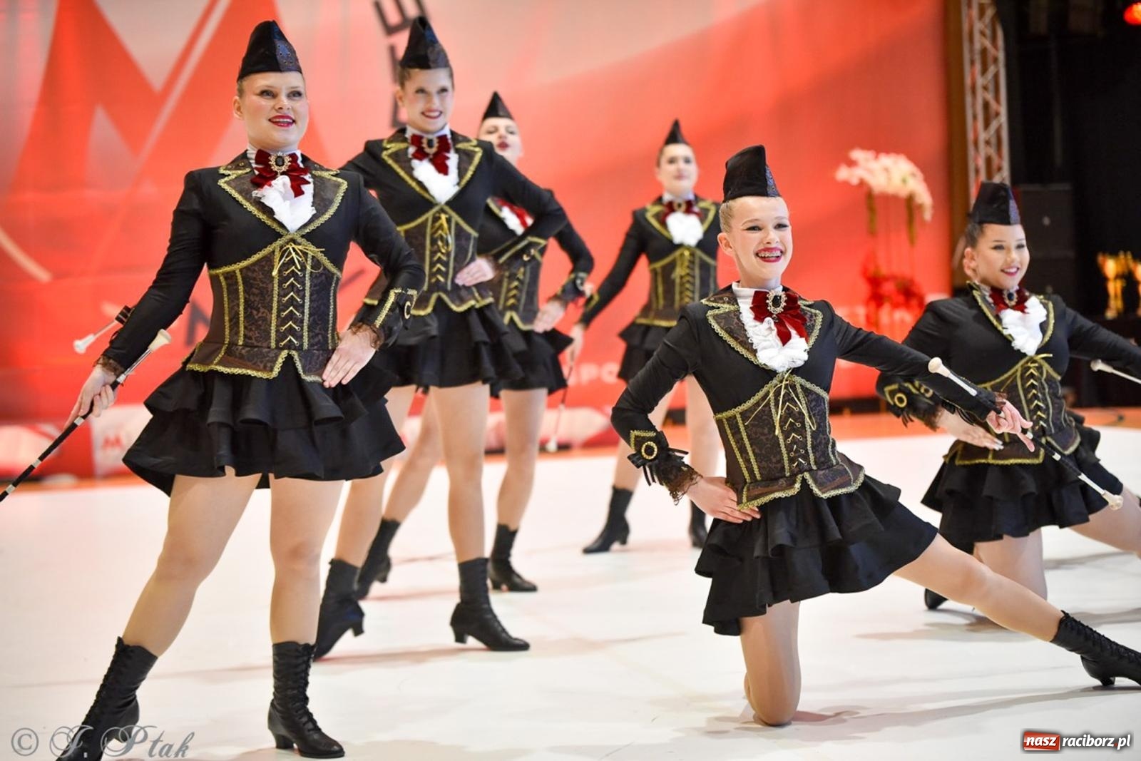 Zdjęcie w galerii na portalu naszraciborz.pl: Rudnik gościł mistrzostwa Polski mażoretek [FOTO] wiadomości z regionu