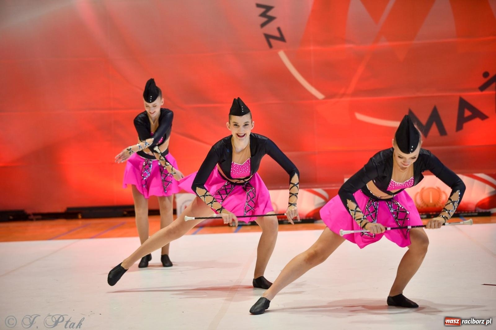 Zdjęcie w galerii na portalu naszraciborz.pl: Rudnik gościł mistrzostwa Polski mażoretek [FOTO] wiadomości z regionu