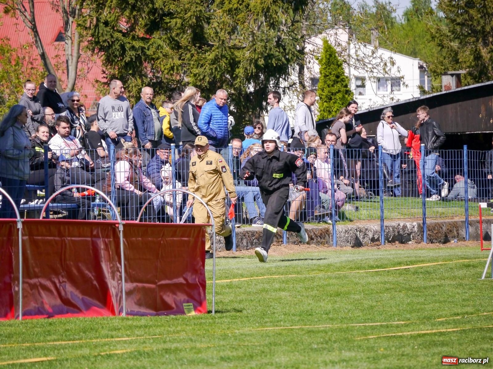 Zdjęcie w galerii na portalu naszraciborz.pl: Powiatowe zawody sportowo-pożarnicze na bis wiadomości z regionu