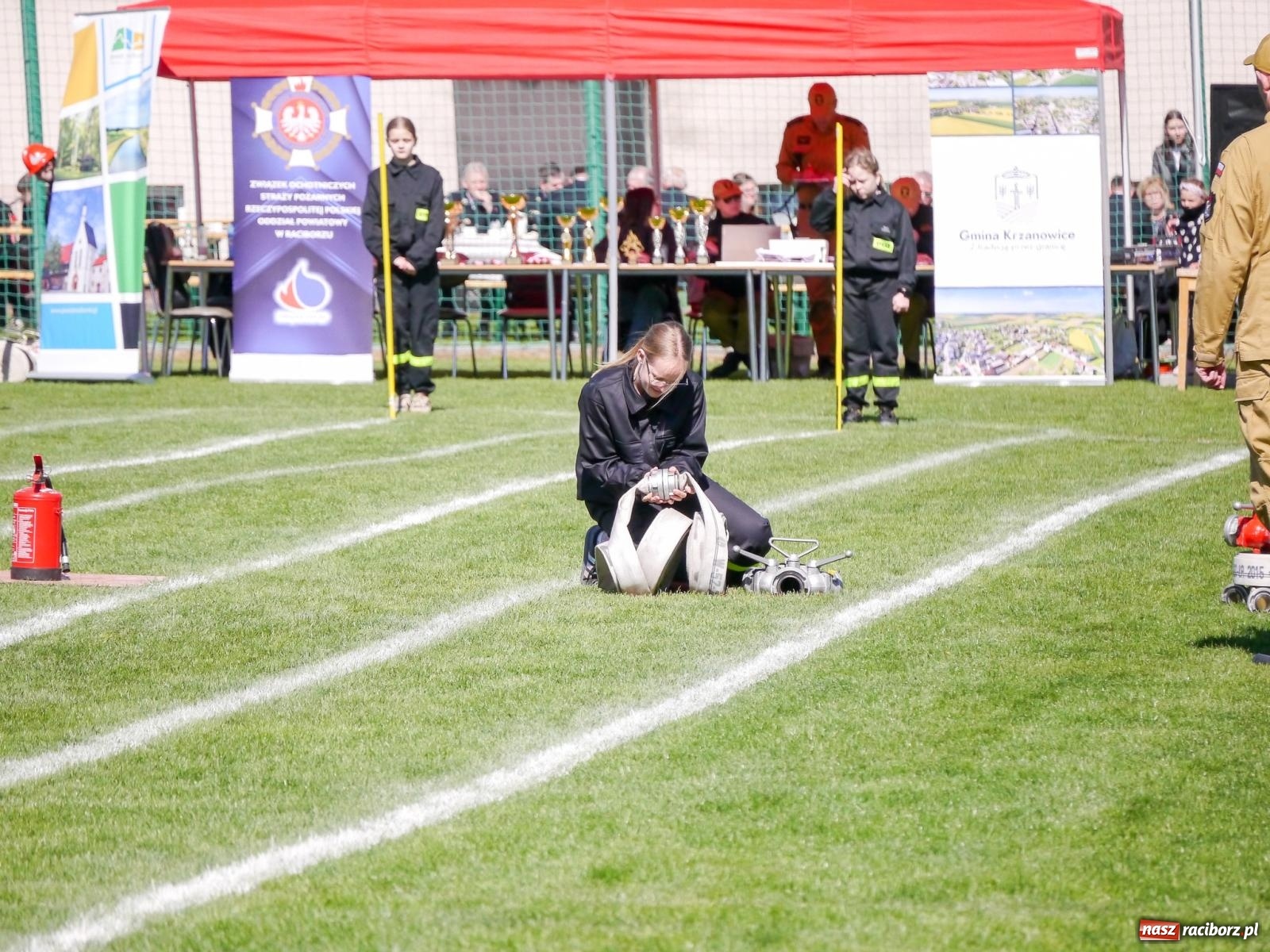 Zdjęcie w galerii na portalu naszraciborz.pl: Powiatowe zawody sportowo-pożarnicze na bis wiadomości z regionu