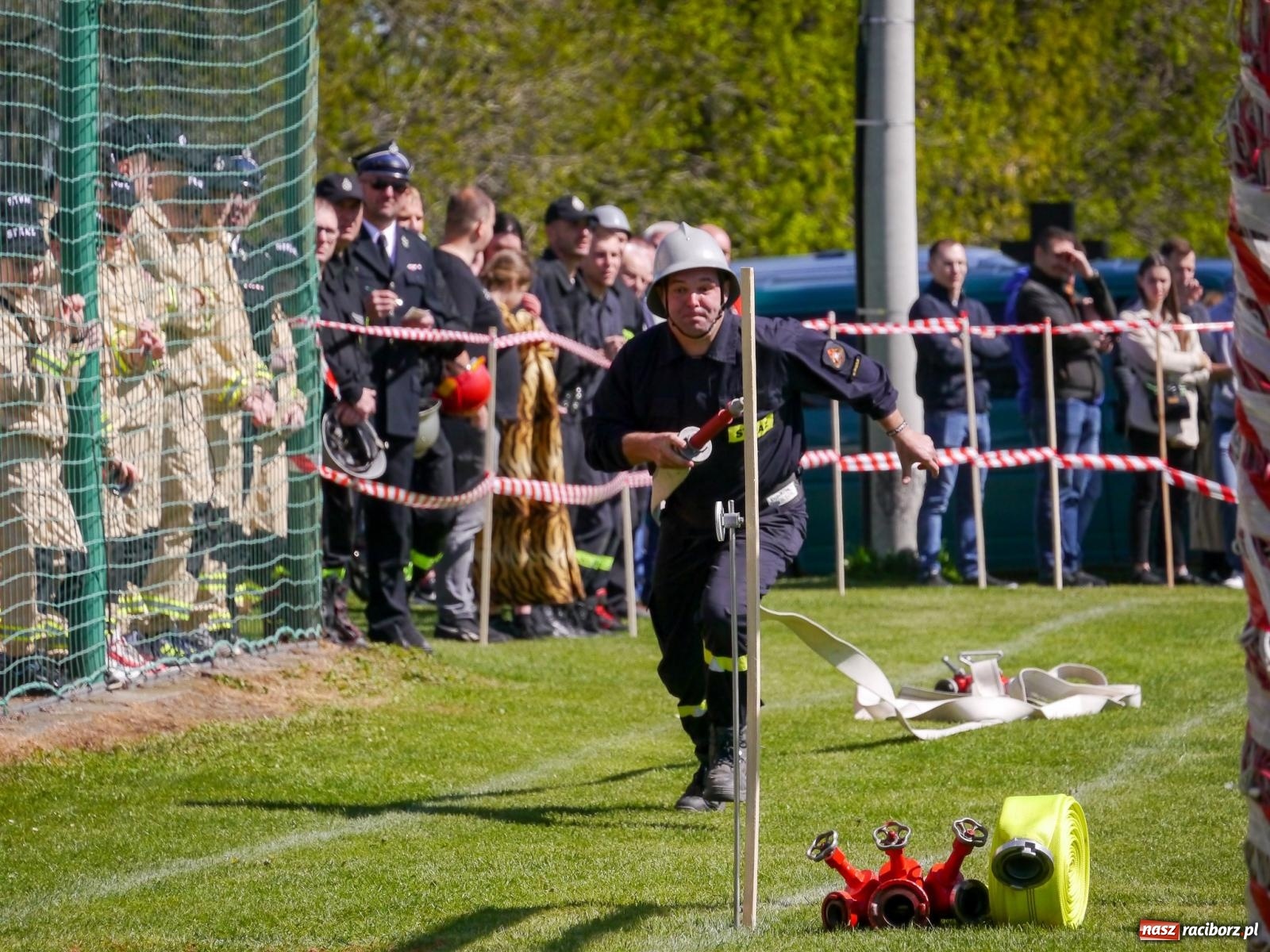 Zdjęcie w galerii na portalu naszraciborz.pl: Powiatowe zawody sportowo-pożarnicze na bis wiadomości z regionu