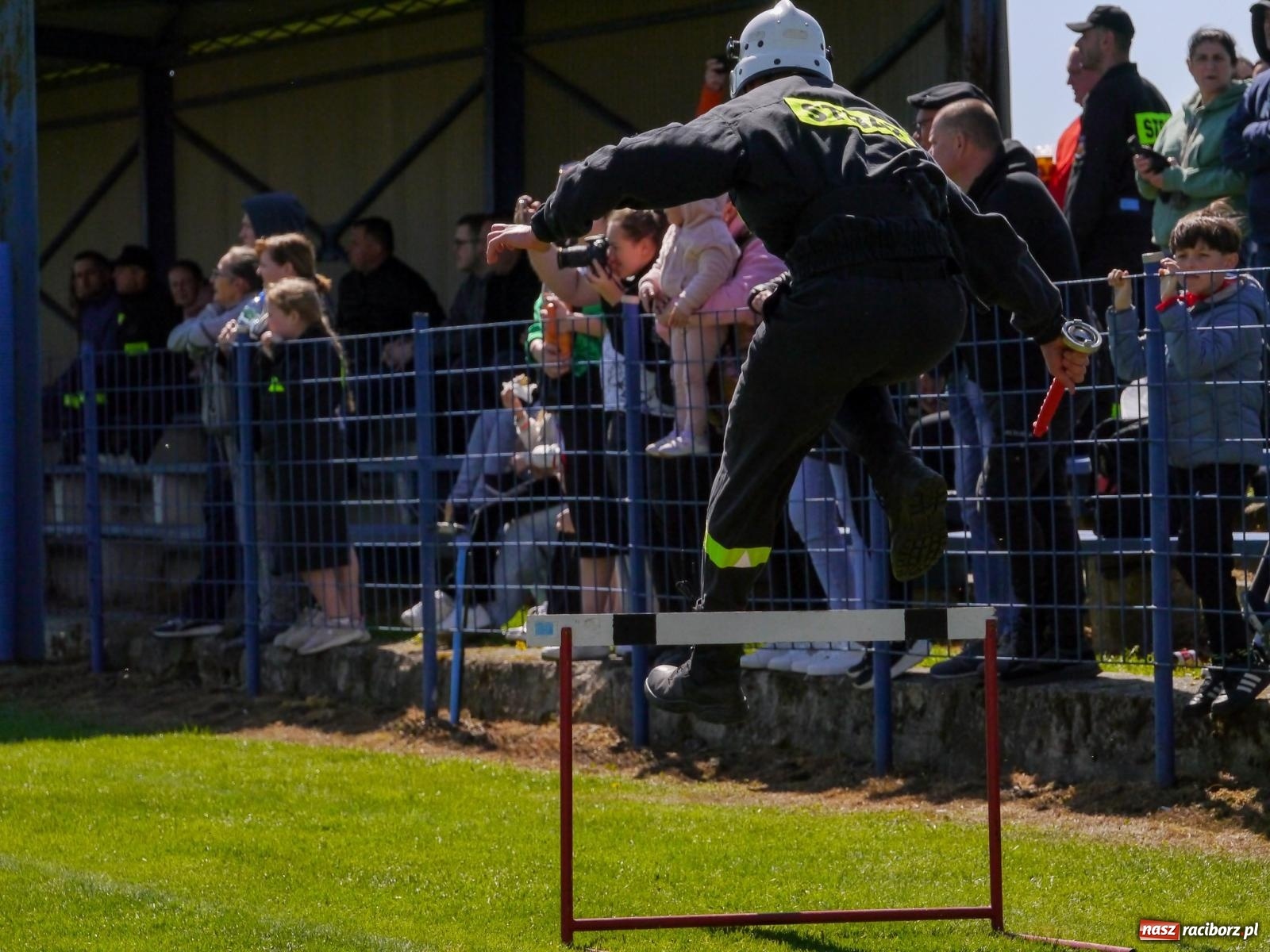 Zdjęcie w galerii na portalu naszraciborz.pl: Powiatowe zawody sportowo-pożarnicze na bis wiadomości z regionu