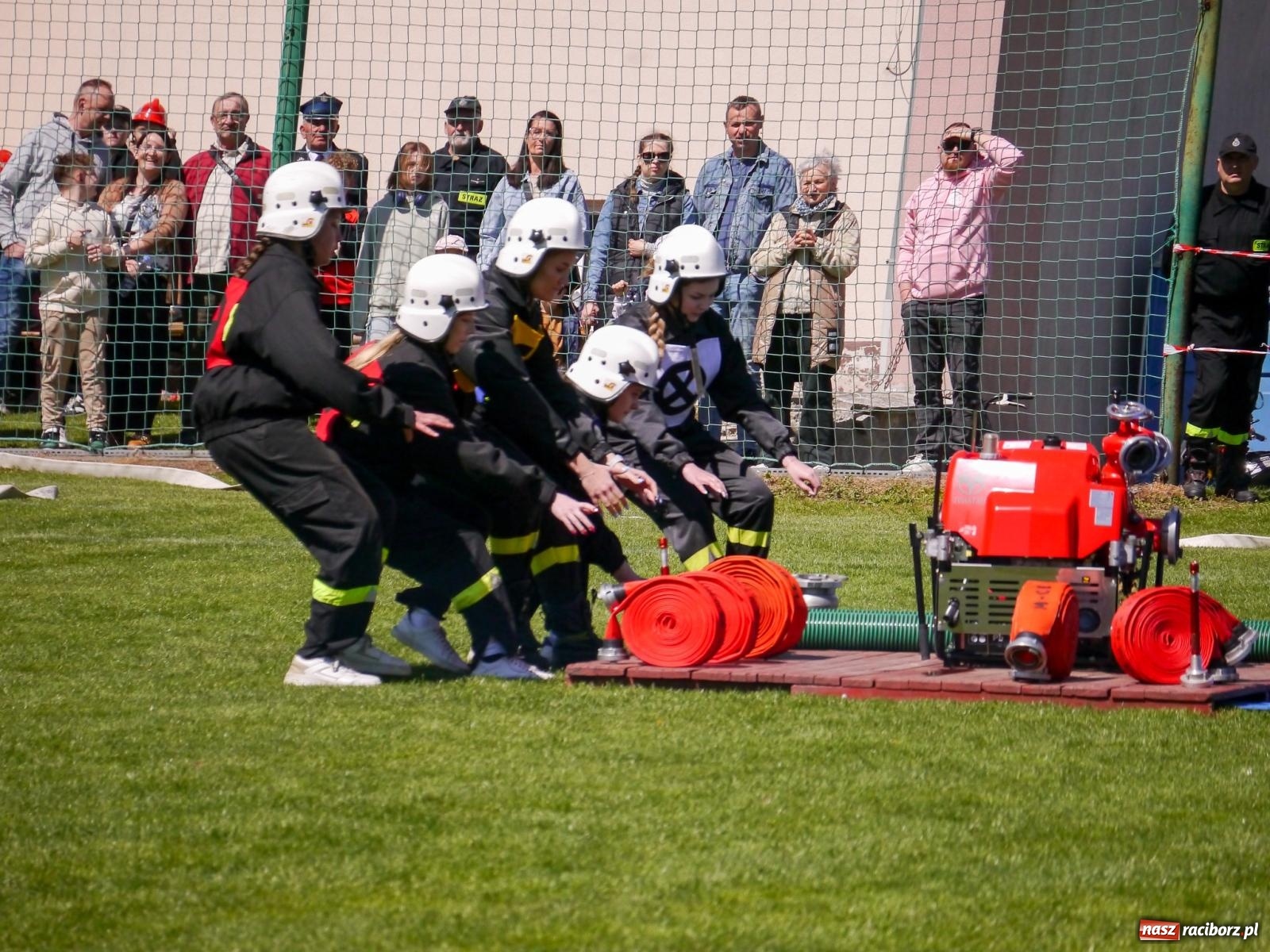 Zdjęcie w galerii na portalu naszraciborz.pl: Powiatowe zawody sportowo-pożarnicze na bis wiadomości z regionu
