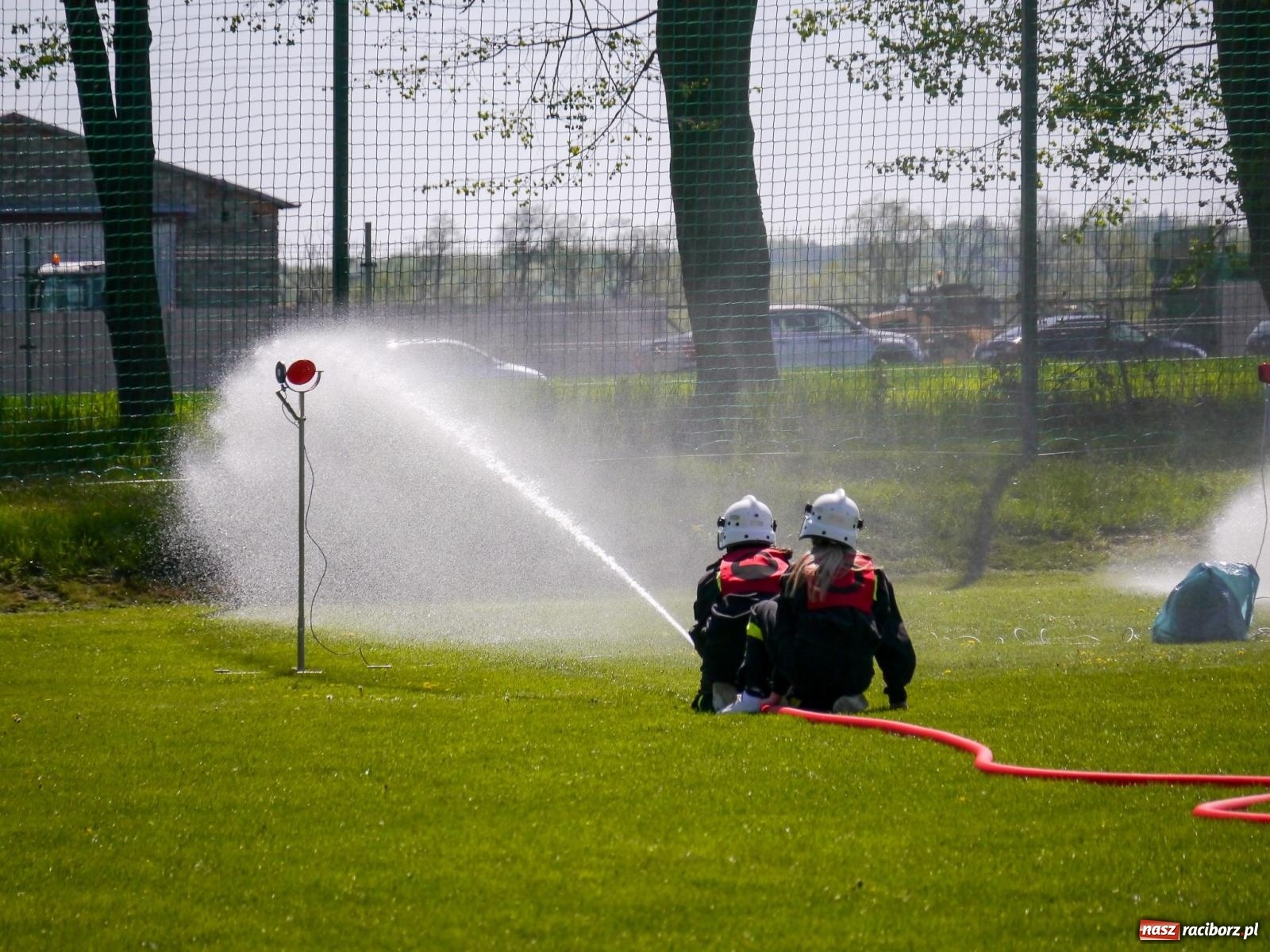 Zdjęcie w galerii na portalu naszraciborz.pl: Powiatowe zawody sportowo-pożarnicze na bis wiadomości z regionu