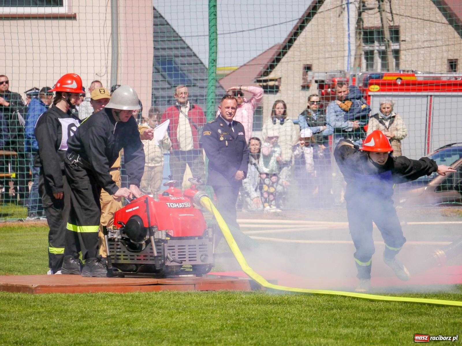 Zdjęcie w galerii na portalu naszraciborz.pl: Powiatowe zawody sportowo-pożarnicze na bis wiadomości z regionu