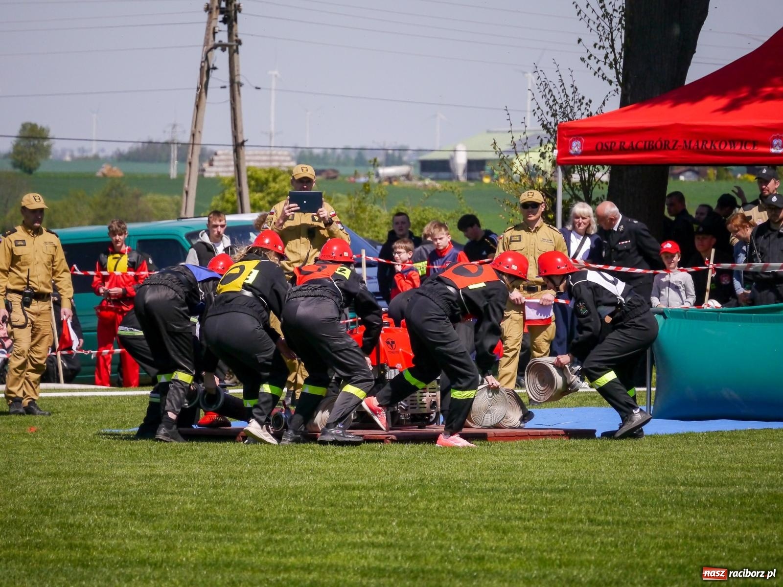 Zdjęcie w galerii na portalu naszraciborz.pl: Powiatowe zawody sportowo-pożarnicze na bis wiadomości z regionu