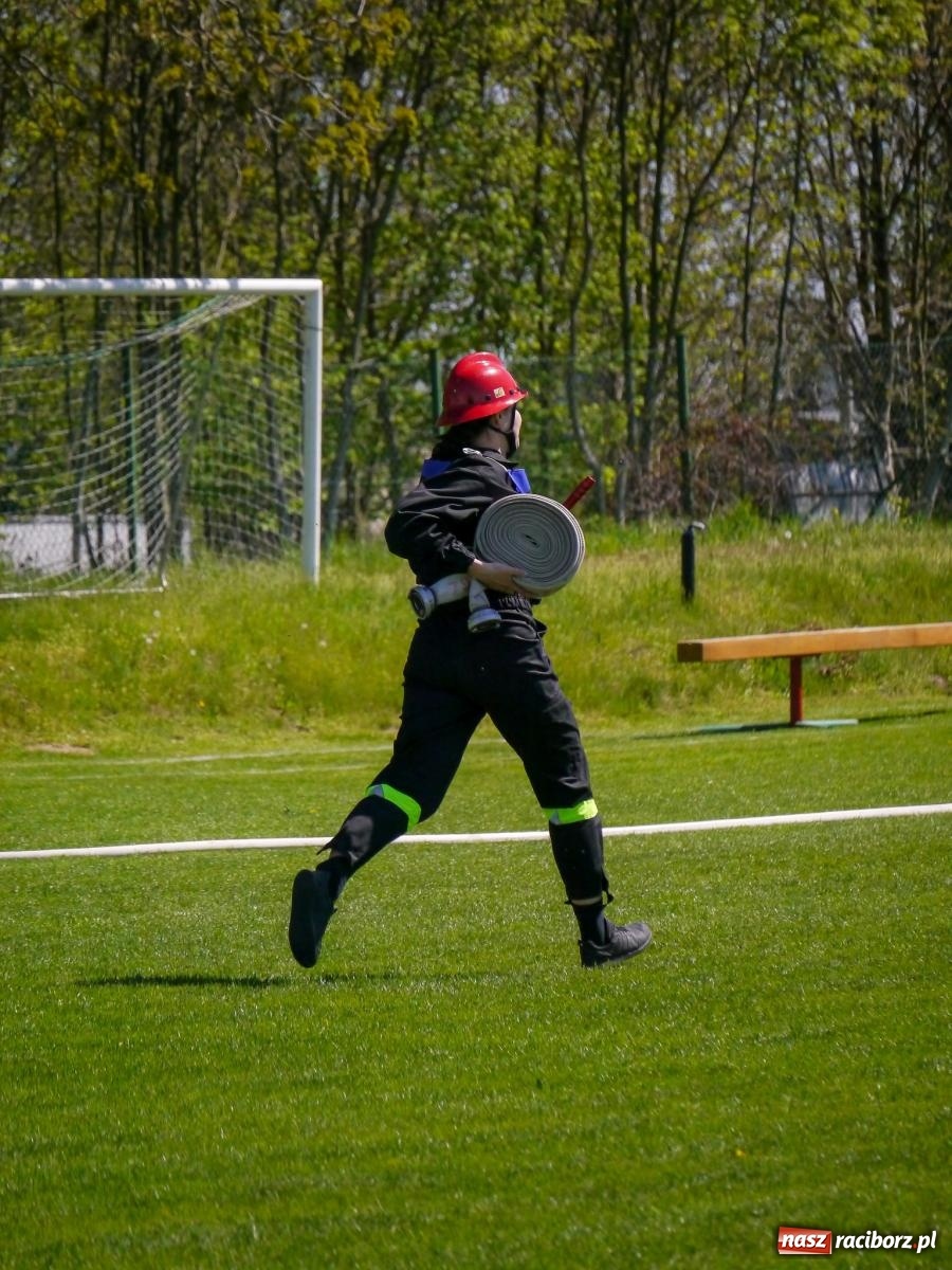 Zdjęcie w galerii na portalu naszraciborz.pl: Powiatowe zawody sportowo-pożarnicze na bis wiadomości z regionu