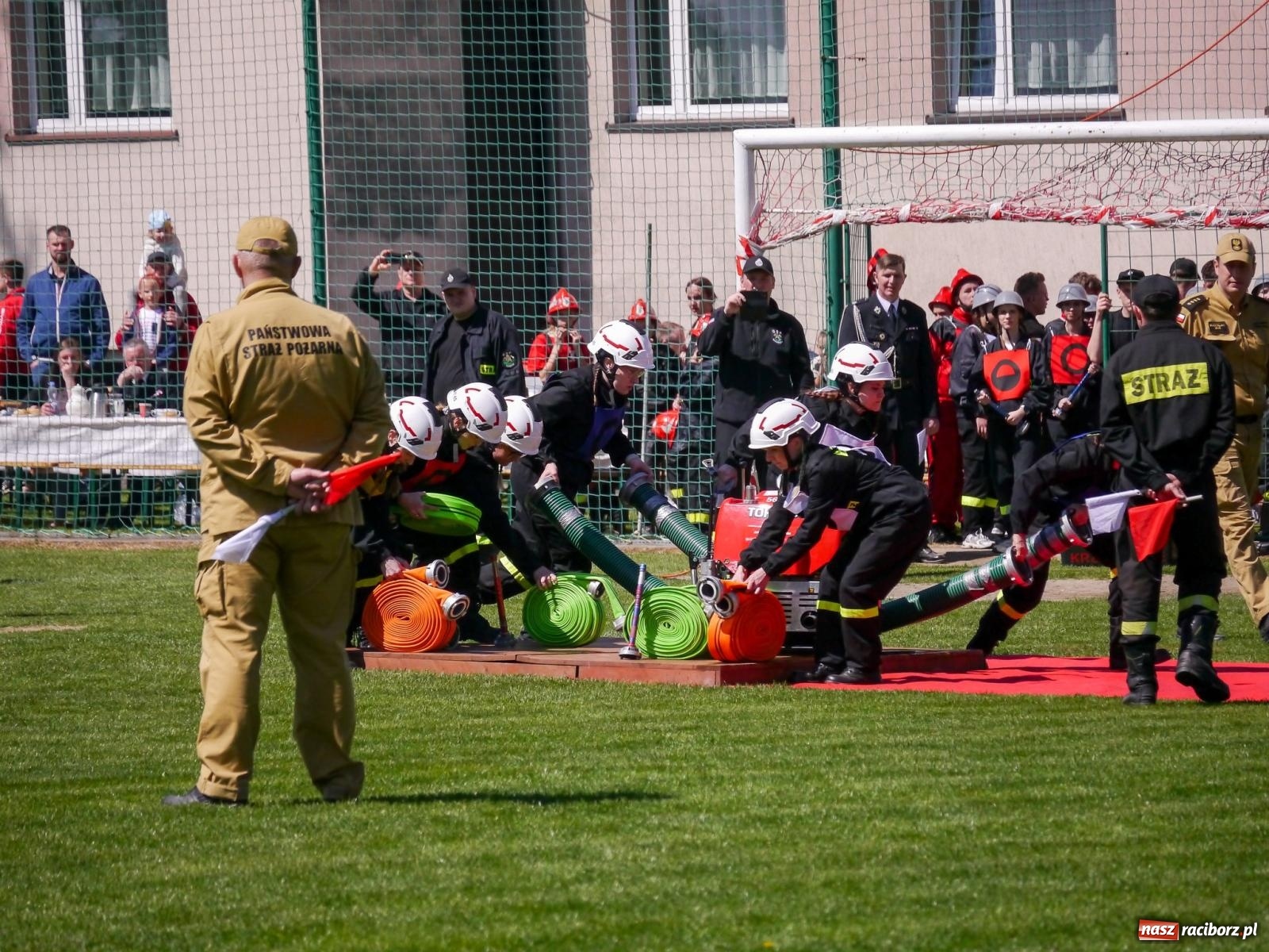 Zdjęcie w galerii na portalu naszraciborz.pl: Powiatowe zawody sportowo-pożarnicze na bis wiadomości z regionu