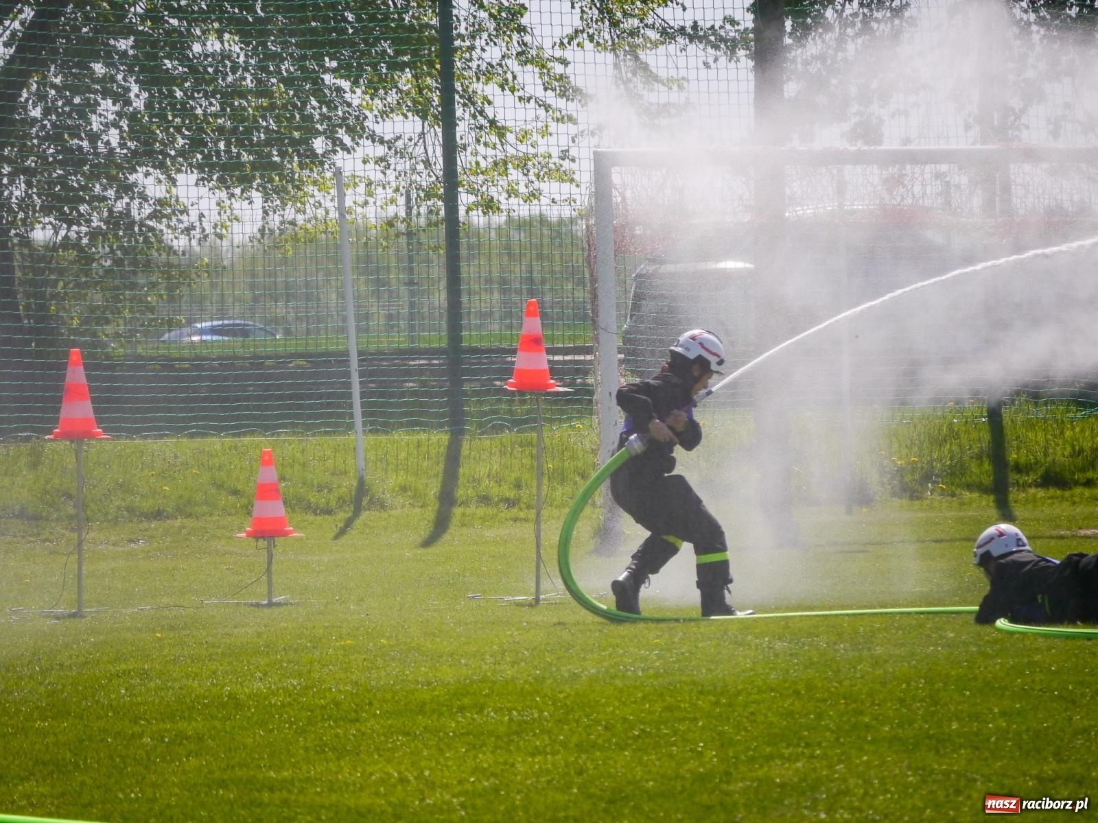 Zdjęcie w galerii na portalu naszraciborz.pl: Powiatowe zawody sportowo-pożarnicze na bis wiadomości z regionu