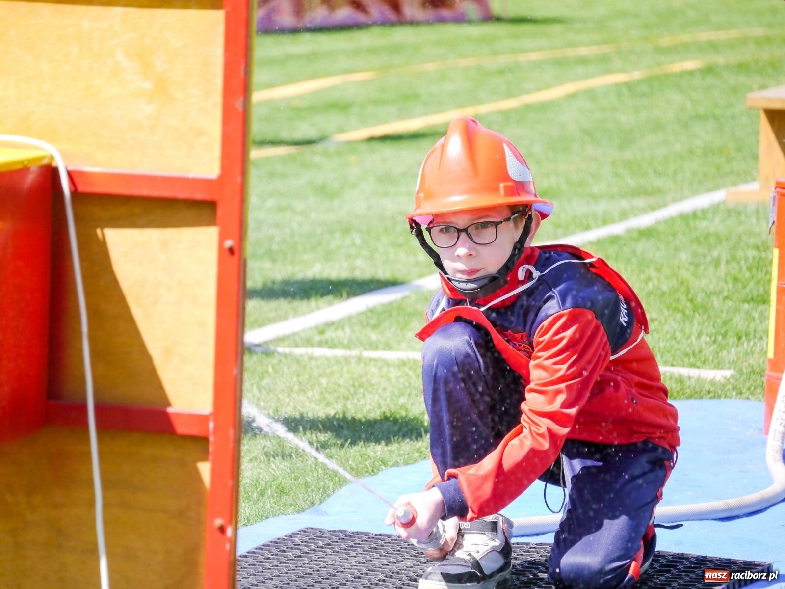 Zdjęcie w galerii na portalu naszraciborz.pl: Powiatowe zawody sportowo-pożarnicze na bis wiadomości z regionu