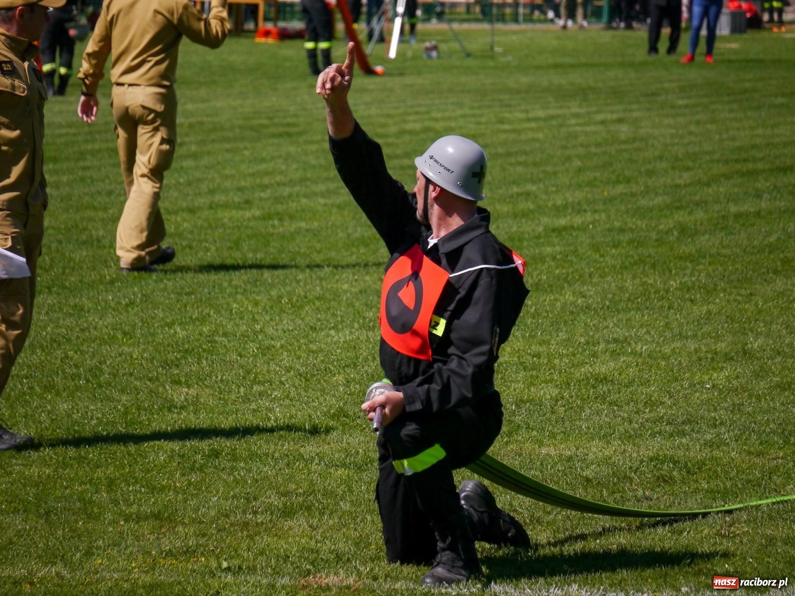 Zdjęcie w galerii na portalu naszraciborz.pl: Powiatowe zawody sportowo-pożarnicze na bis wiadomości z regionu