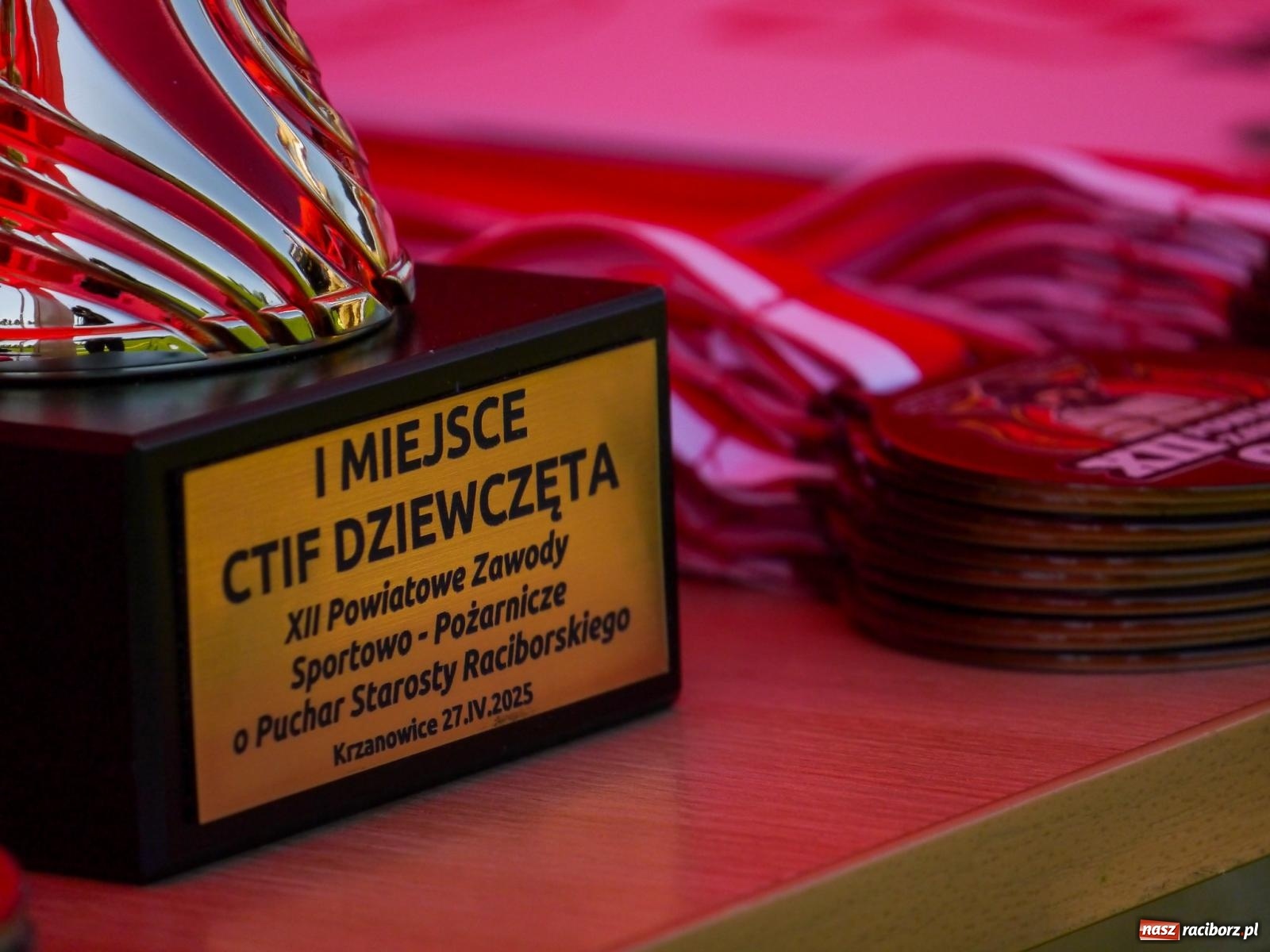 Zdjęcie w galerii na portalu naszraciborz.pl: Powiatowe zawody sportowo-pożarnicze na bis wiadomości z regionu