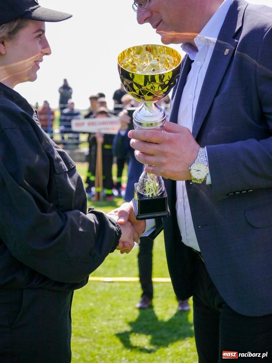 Zdjęcie w galerii na portalu naszraciborz.pl: Powiatowe zawody sportowo-pożarnicze na bis wiadomości z regionu