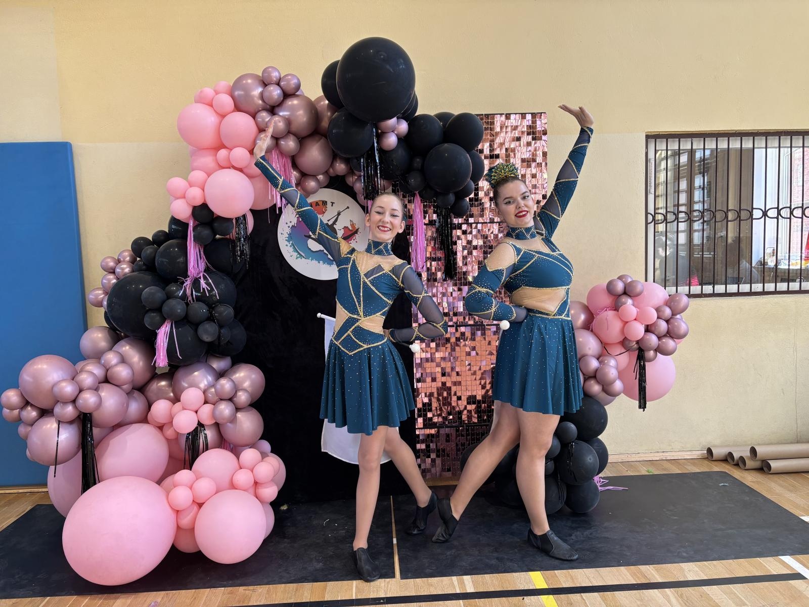 Zdjęcie w galerii na portalu naszraciborz.pl: Kwiecień pełen sukcesów dla Mażoretek Rewers z Raciborza wiadomości z regionu