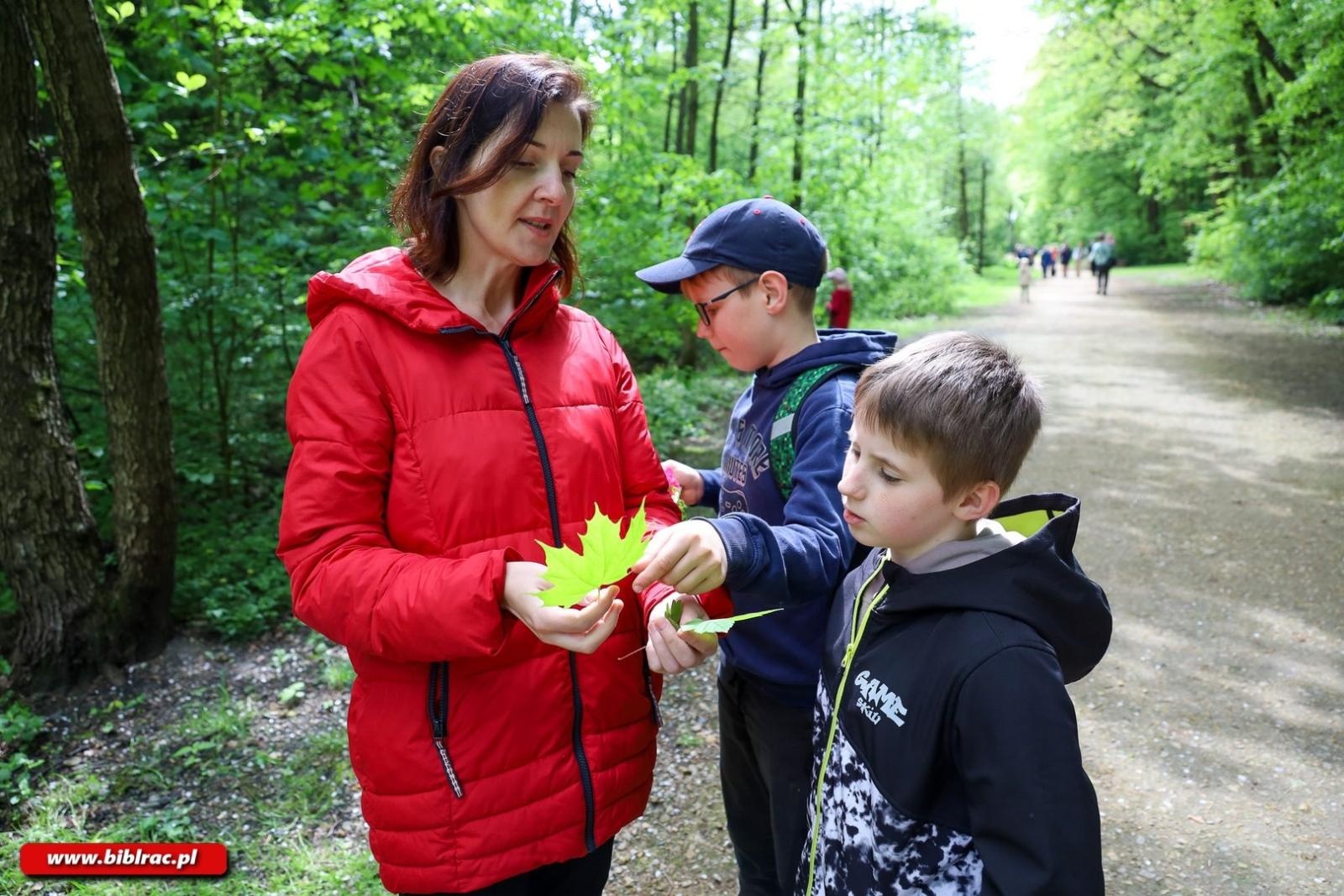 Zdjęcie w galerii na portalu naszraciborz.pl: Klub Ojca w Arboretum wiadomości z regionu