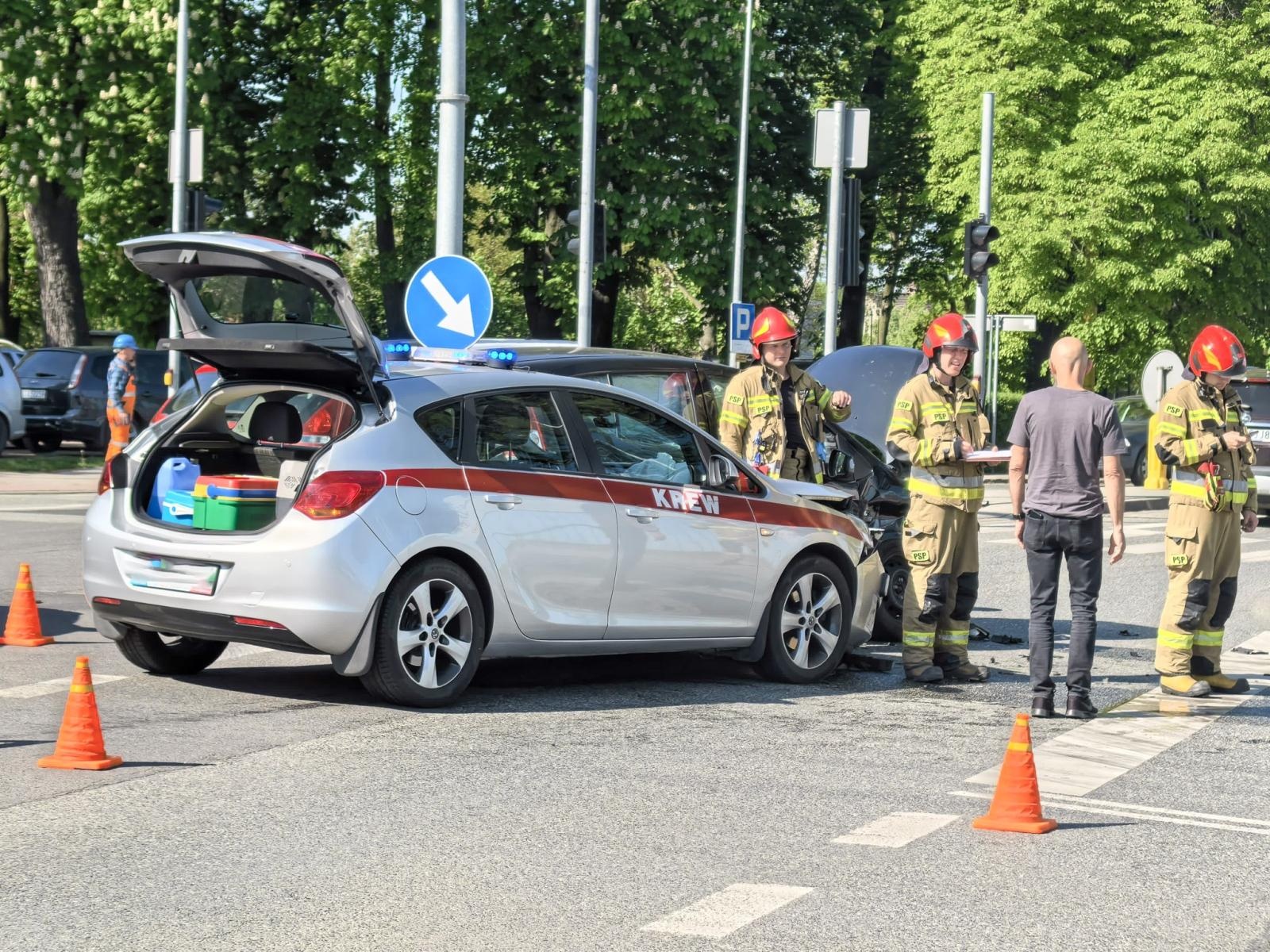 Zdjęcie w galerii na portalu naszraciborz.pl: Niecodzienna interwencja raciborskiej drogówki. Musieli dowieźć krew do Jastrzębia Zdroju wiadomości z regionu
