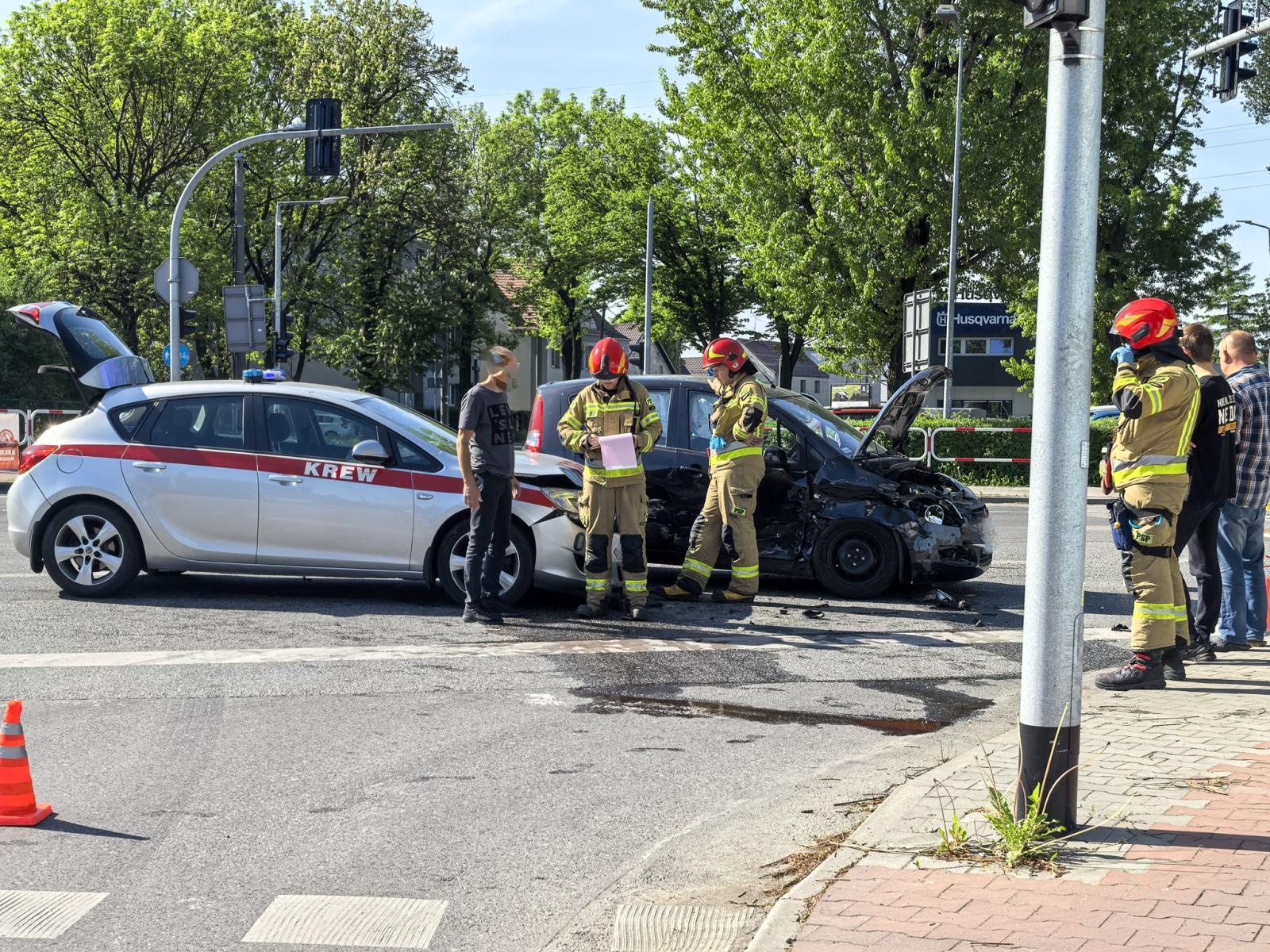 Zdjęcie w galerii na portalu naszraciborz.pl: Niecodzienna interwencja raciborskiej drogówki. Musieli dowieźć krew do Jastrzębia Zdroju wiadomości z regionu