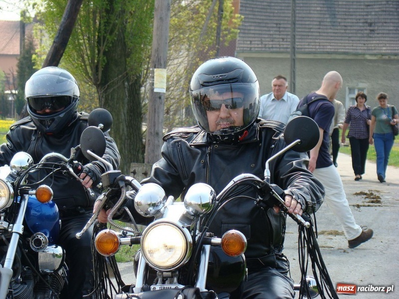 Zdjęcie w galerii na portalu naszraciborz.pl: W Zawadzie prosili Boga o urodzaj wiadomości z regionu