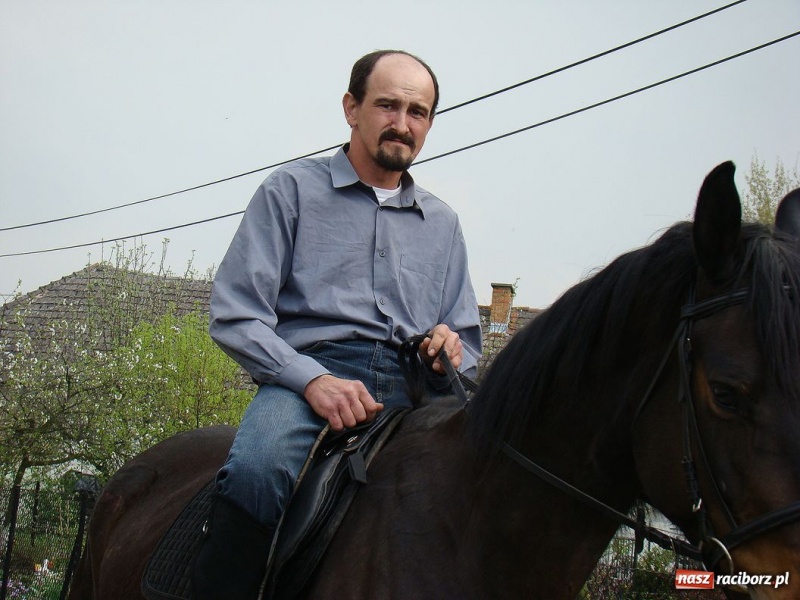 Zdjęcie w galerii na portalu naszraciborz.pl: W Zawadzie prosili Boga o urodzaj wiadomości z regionu