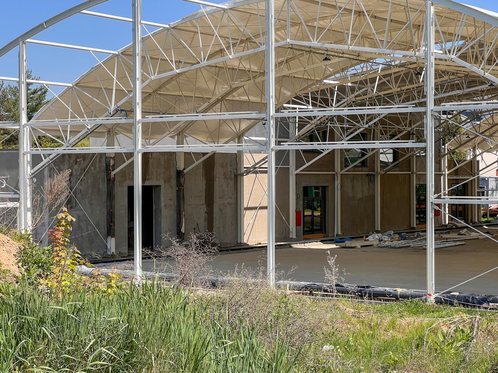 Zdjęcie w galerii na portalu naszraciborz.pl: Trwają budowy basenów i lodowiska [FOTO] wiadomości z regionu