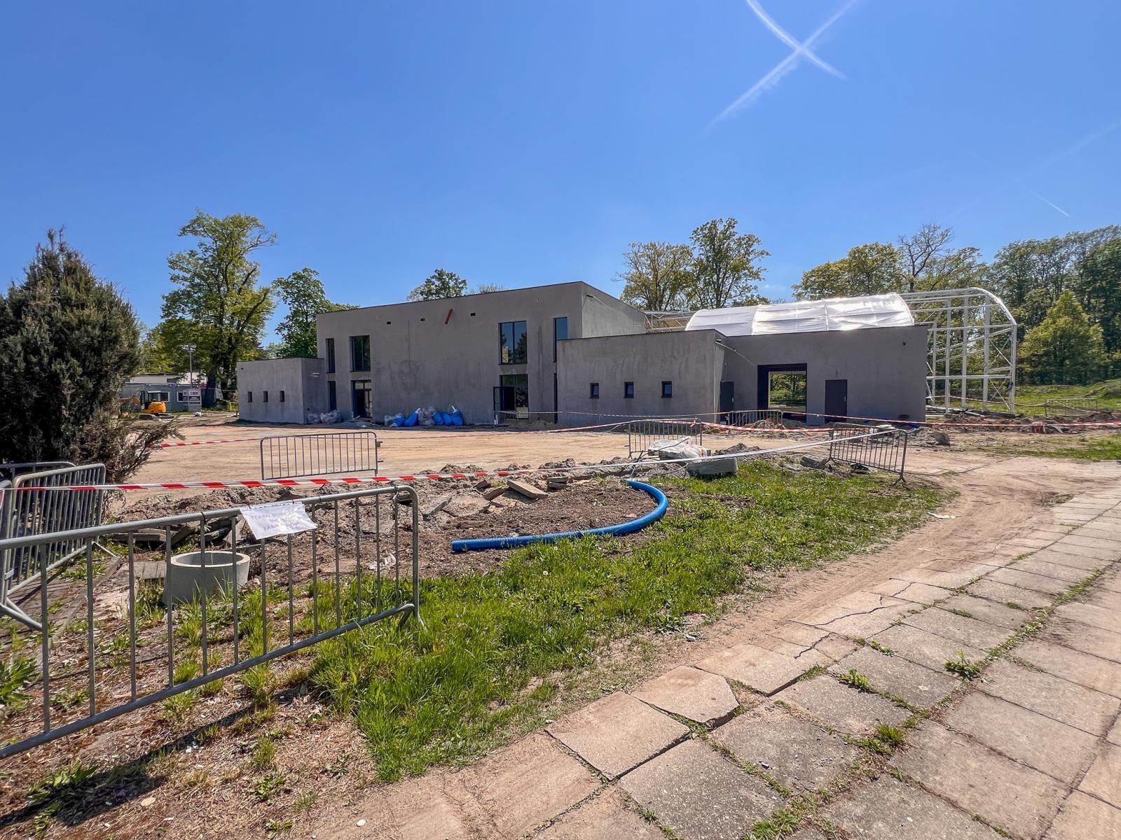 Zdjęcie w galerii na portalu naszraciborz.pl: Trwają budowy basenów i lodowiska [FOTO] wiadomości z regionu