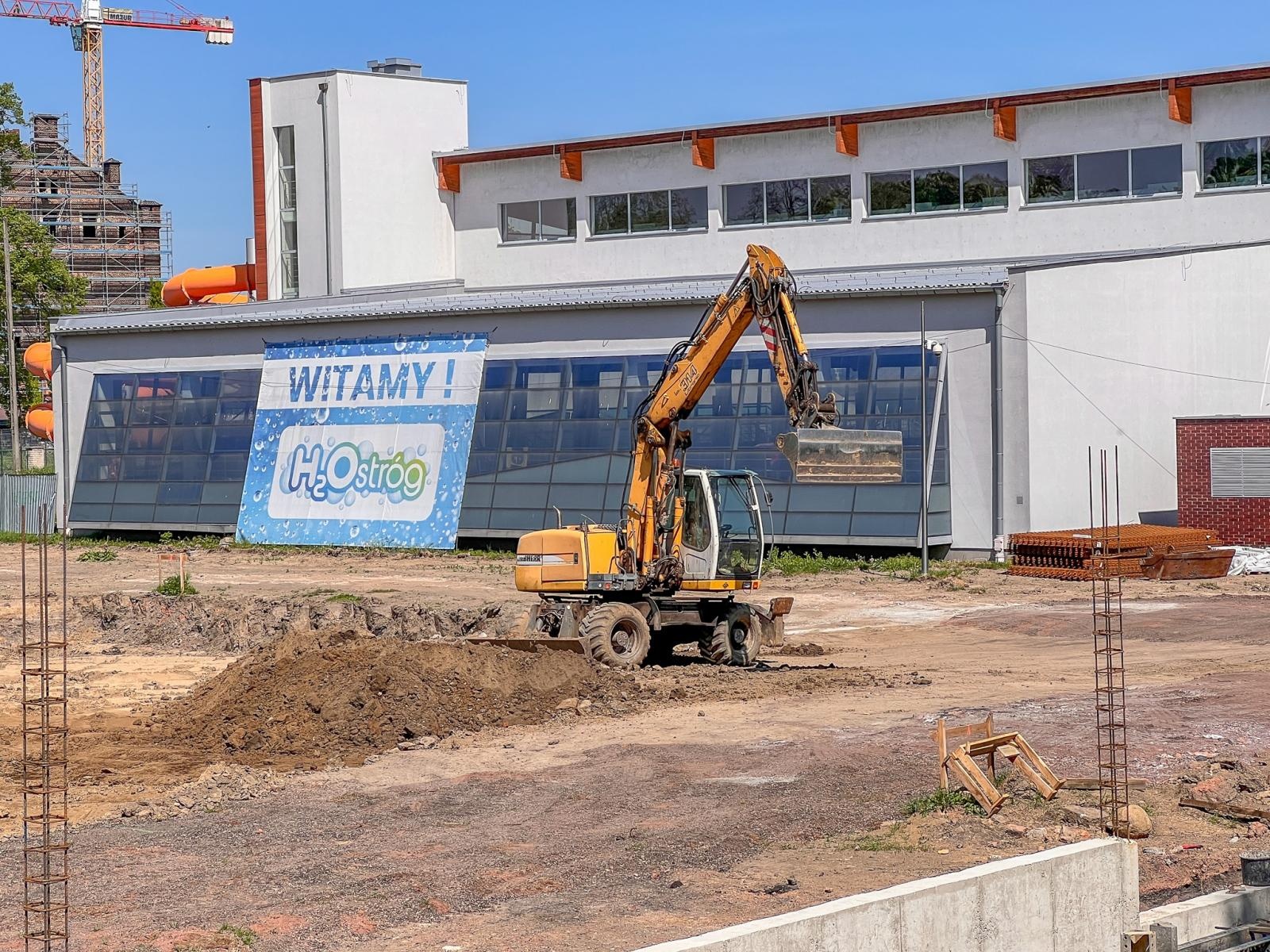 Zdjęcie w galerii na portalu naszraciborz.pl: Trwają budowy basenów i lodowiska [FOTO] wiadomości z regionu