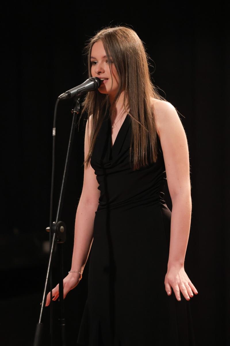 Zdjęcie w galerii na portalu naszraciborz.pl: Laureaci eliminacji rejonowych 70. Ogólnopolskiego Konkursu Recytatorskiego wiadomości z regionu