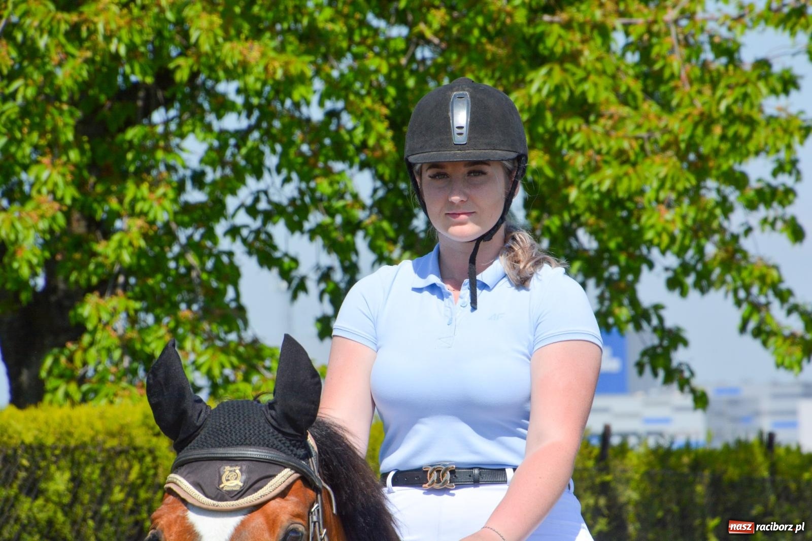 Zdjęcie w galerii na portalu naszraciborz.pl: Kornice: parada już za nami – czas na emocje w siodle i zaprzęgach wiadomości z regionu