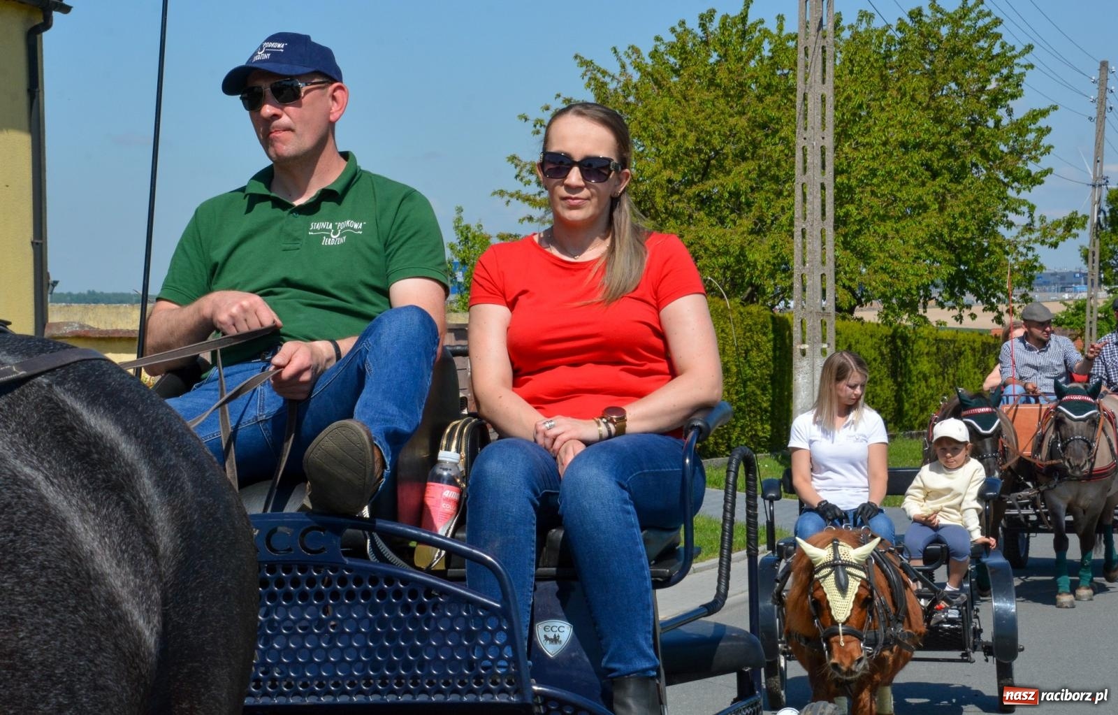 Zdjęcie w galerii na portalu naszraciborz.pl: Kornice: parada już za nami – czas na emocje w siodle i zaprzęgach wiadomości z regionu