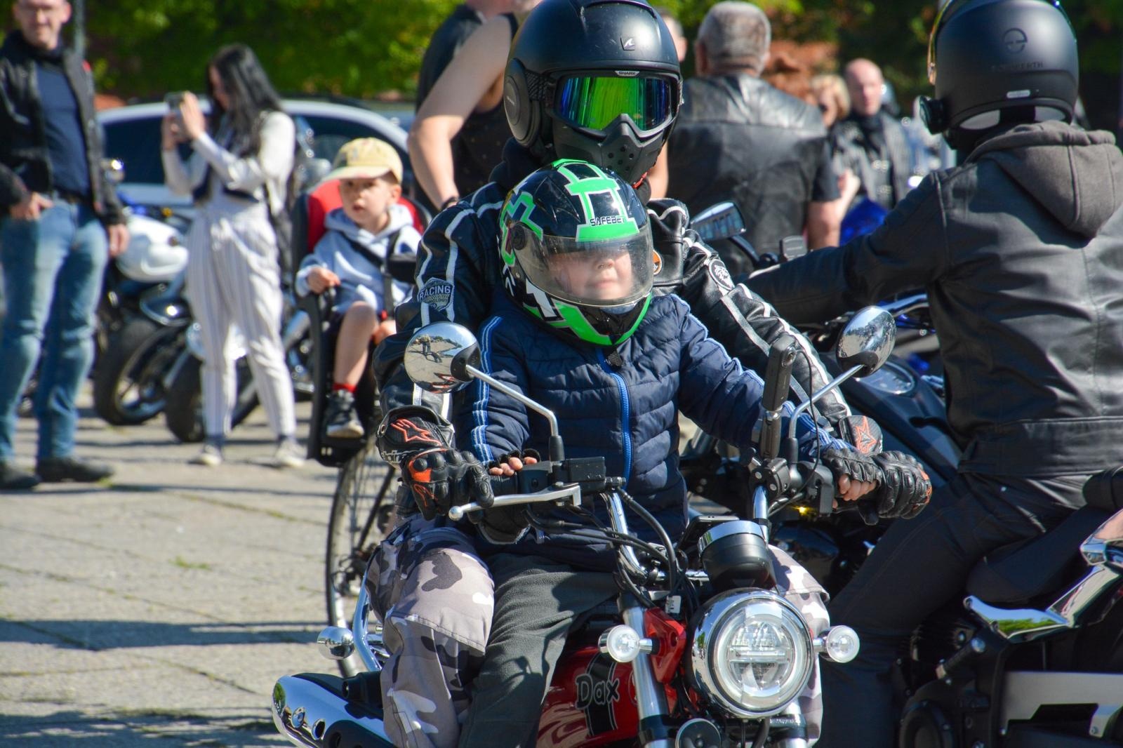 Zdjęcie w galerii na portalu naszraciborz.pl: Motocyklowe rozpoczęcie sezonu w Raciborzu bez parady, ale z tradycją i wspólnotą [FOTO i WIDEO] wiadomości z regionu