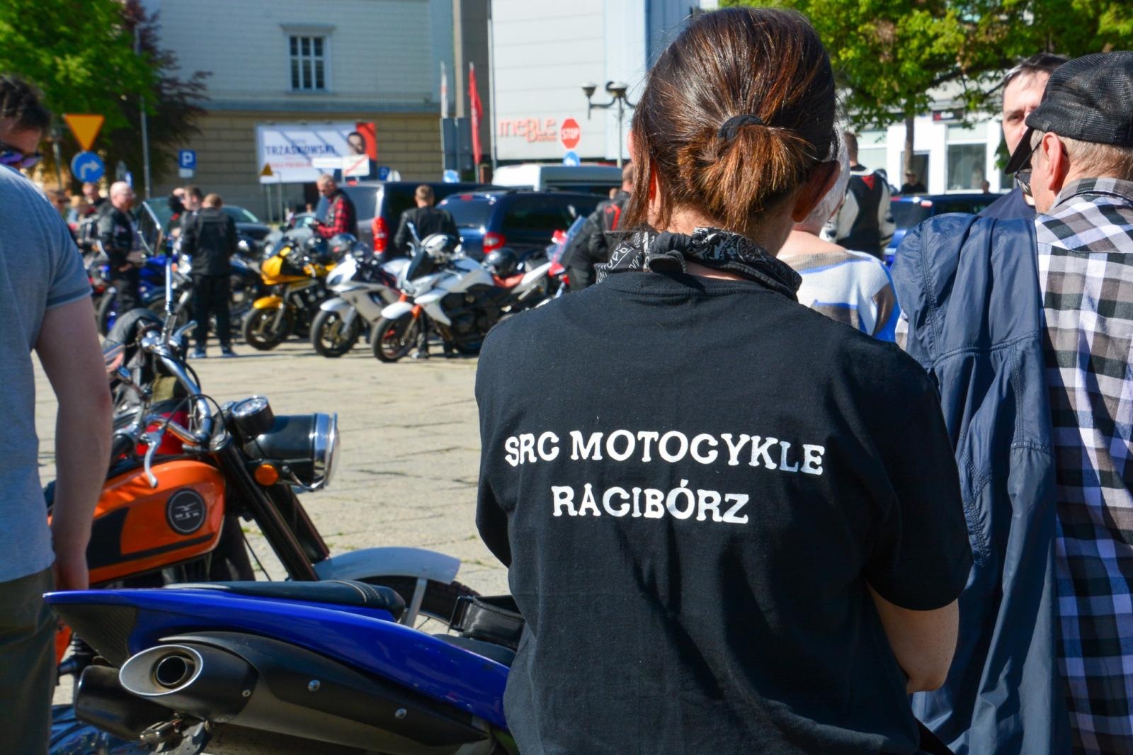 Zdjęcie w galerii na portalu naszraciborz.pl: Motocyklowe rozpoczęcie sezonu w Raciborzu bez parady, ale z tradycją i wspólnotą [FOTO i WIDEO] wiadomości z regionu