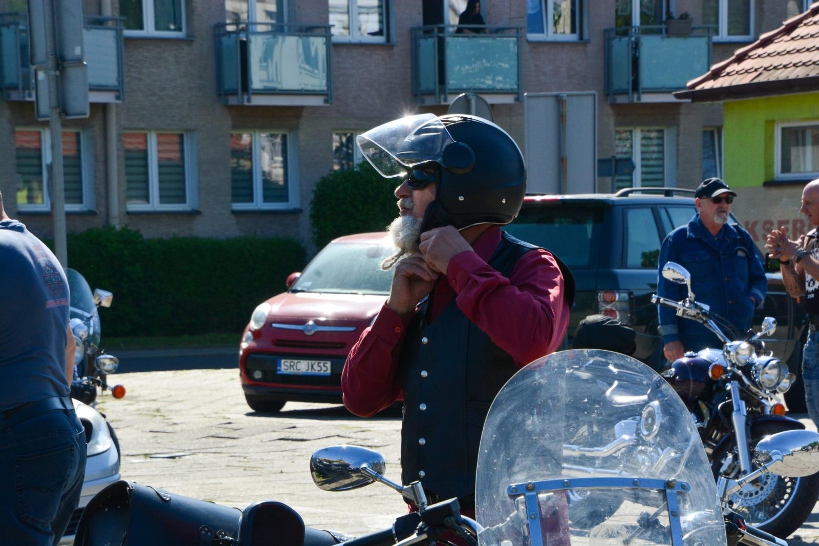 Zdjęcie w galerii na portalu naszraciborz.pl: Motocyklowe rozpoczęcie sezonu w Raciborzu bez parady, ale z tradycją i wspólnotą [FOTO i WIDEO] wiadomości z regionu