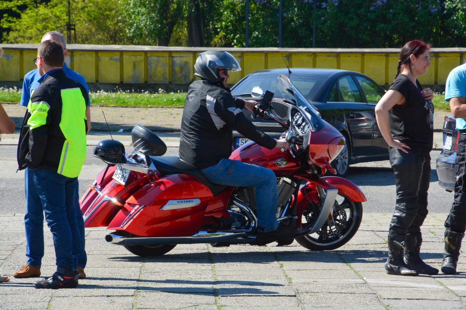 Zdjęcie w galerii na portalu naszraciborz.pl: Motocyklowe rozpoczęcie sezonu w Raciborzu bez parady, ale z tradycją i wspólnotą [FOTO i WIDEO] wiadomości z regionu