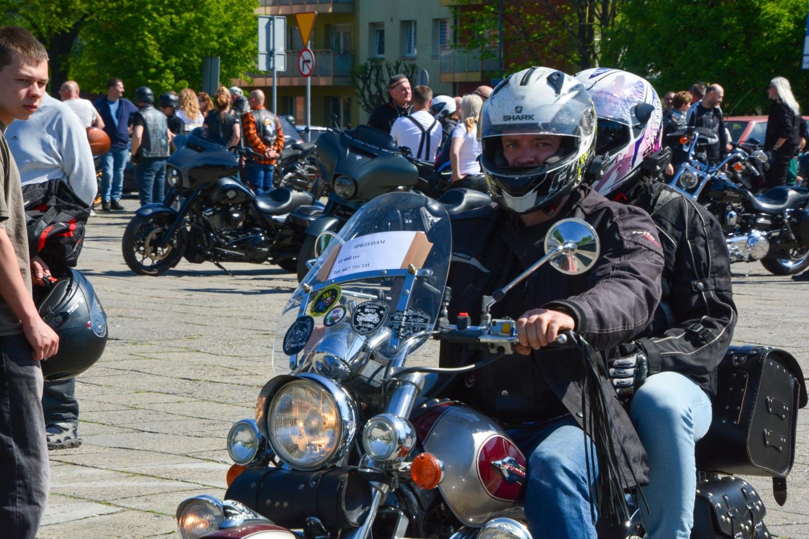 Zdjęcie w galerii na portalu naszraciborz.pl: Motocyklowe rozpoczęcie sezonu w Raciborzu bez parady, ale z tradycją i wspólnotą [FOTO i WIDEO] wiadomości z regionu