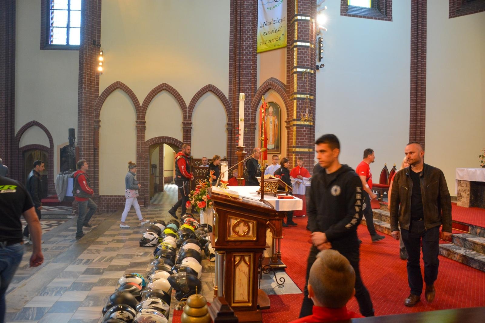 Zdjęcie w galerii na portalu naszraciborz.pl: Motocyklowe rozpoczęcie sezonu w Raciborzu bez parady, ale z tradycją i wspólnotą [FOTO i WIDEO] wiadomości z regionu