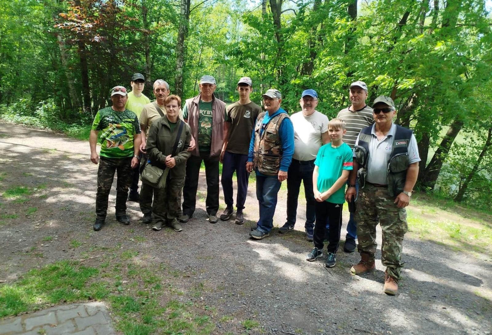 Zdjęcie w galerii na portalu naszraciborz.pl: Z wędkarską pasją o Puchar Prezesa – rozstrzygnięto IX Wiosenne Zawody Spinningowe na Babiczoku wiadomości z regionu