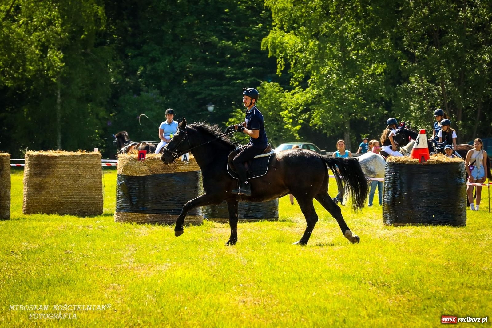 Zdjęcie w galerii na portalu naszraciborz.pl: Konna majówka wróciła do Kornic po sześciu latach. Były emocje i rywalizacja [FOTO i WIDEO] wiadomości z regionu