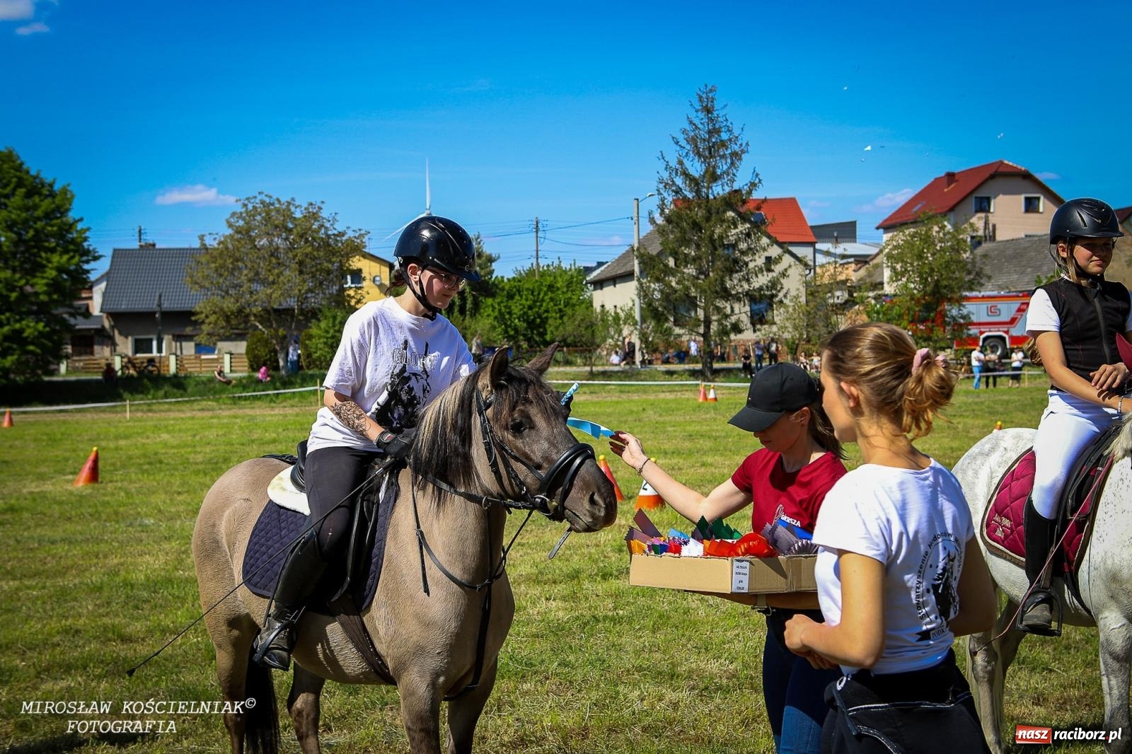 Zdjęcie w galerii na portalu naszraciborz.pl: Konna majówka wróciła do Kornic po sześciu latach. Były emocje i rywalizacja [FOTO i WIDEO] wiadomości z regionu
