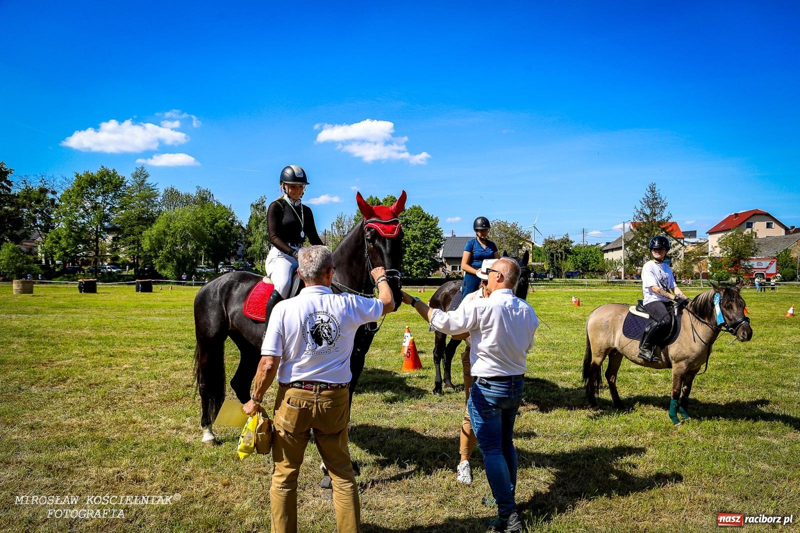 Zdjęcie w galerii na portalu naszraciborz.pl: Konna majówka wróciła do Kornic po sześciu latach. Były emocje i rywalizacja [FOTO i WIDEO] wiadomości z regionu