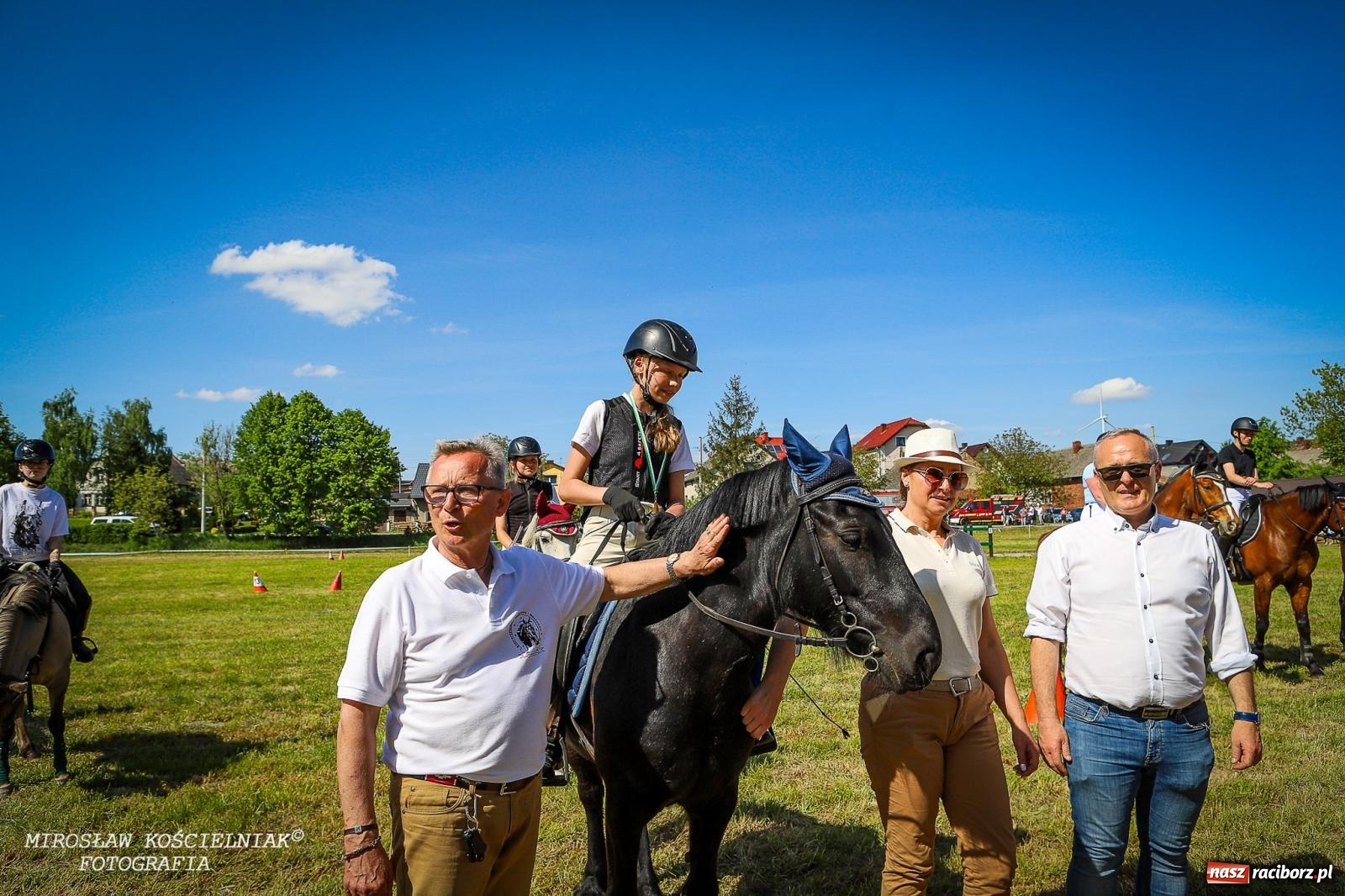 Zdjęcie w galerii na portalu naszraciborz.pl: Konna majówka wróciła do Kornic po sześciu latach. Były emocje i rywalizacja [FOTO i WIDEO] wiadomości z regionu