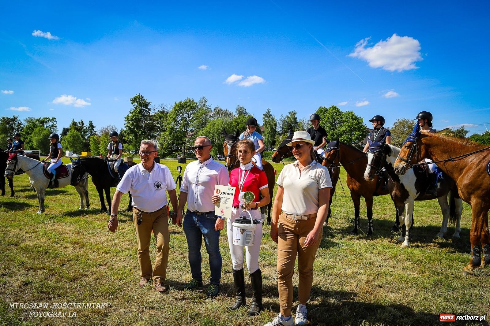 Zdjęcie w galerii na portalu naszraciborz.pl: Konna majówka wróciła do Kornic po sześciu latach. Były emocje i rywalizacja [FOTO i WIDEO] wiadomości z regionu