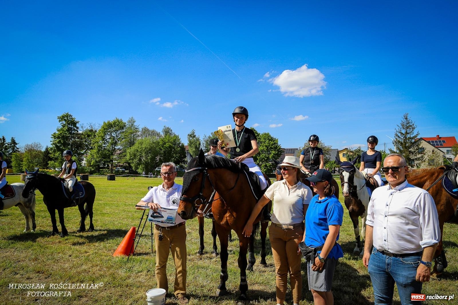 Zdjęcie w galerii na portalu naszraciborz.pl: Konna majówka wróciła do Kornic po sześciu latach. Były emocje i rywalizacja [FOTO i WIDEO] wiadomości z regionu