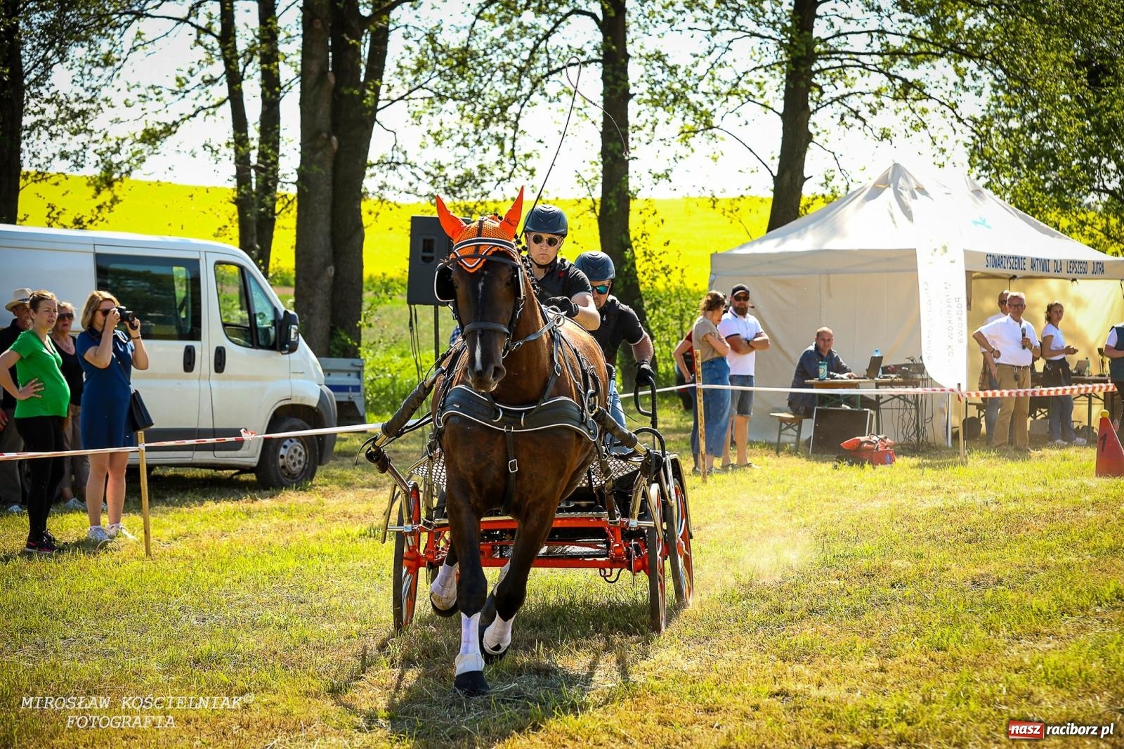 Zdjęcie w galerii na portalu naszraciborz.pl: Konna majówka wróciła do Kornic po sześciu latach. Były emocje i rywalizacja [FOTO i WIDEO] wiadomości z regionu