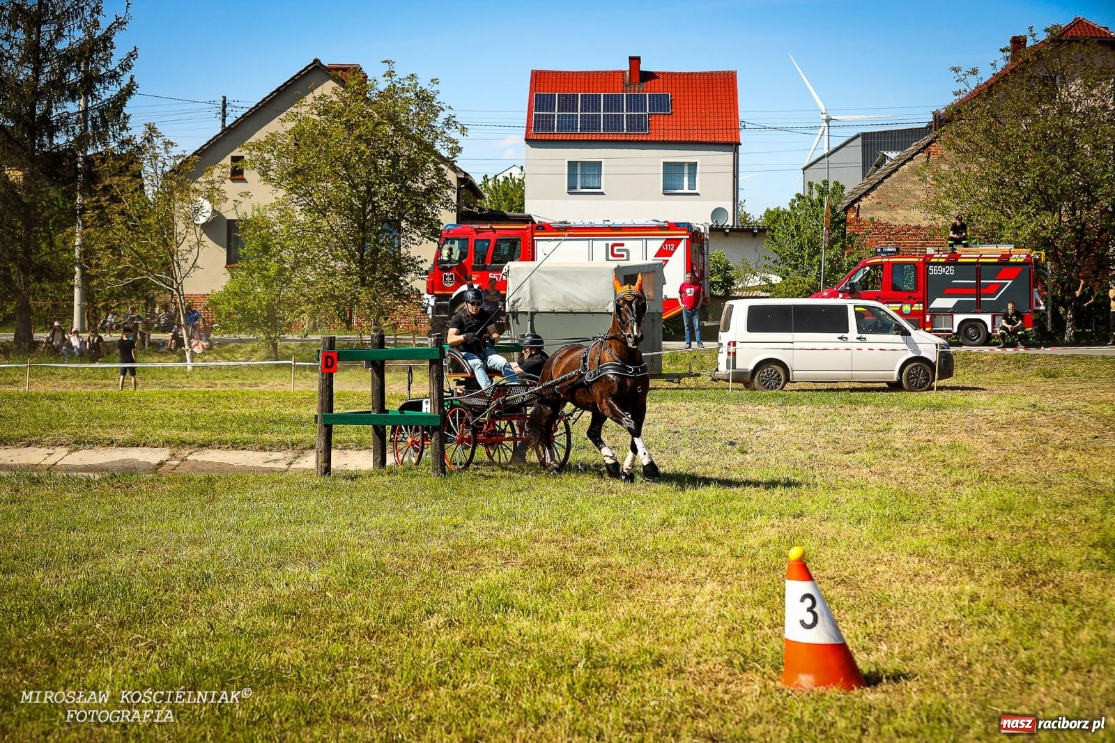 Zdjęcie w galerii na portalu naszraciborz.pl: Konna majówka wróciła do Kornic po sześciu latach. Były emocje i rywalizacja [FOTO i WIDEO] wiadomości z regionu